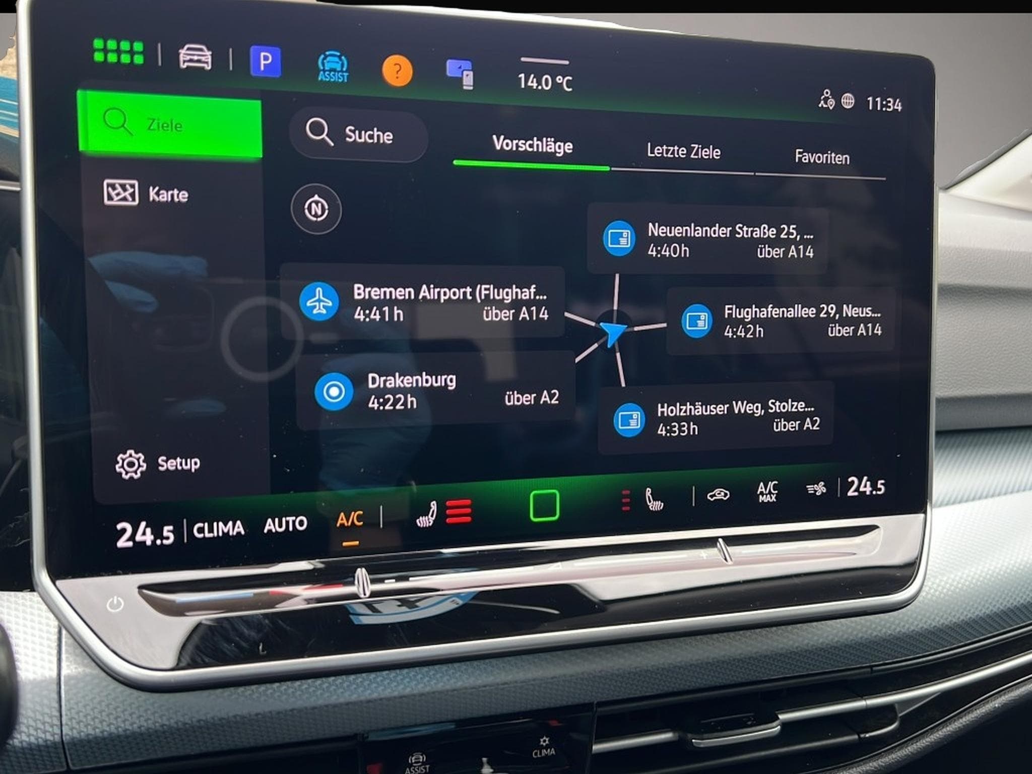 VW Golf (2025) - Photo 5