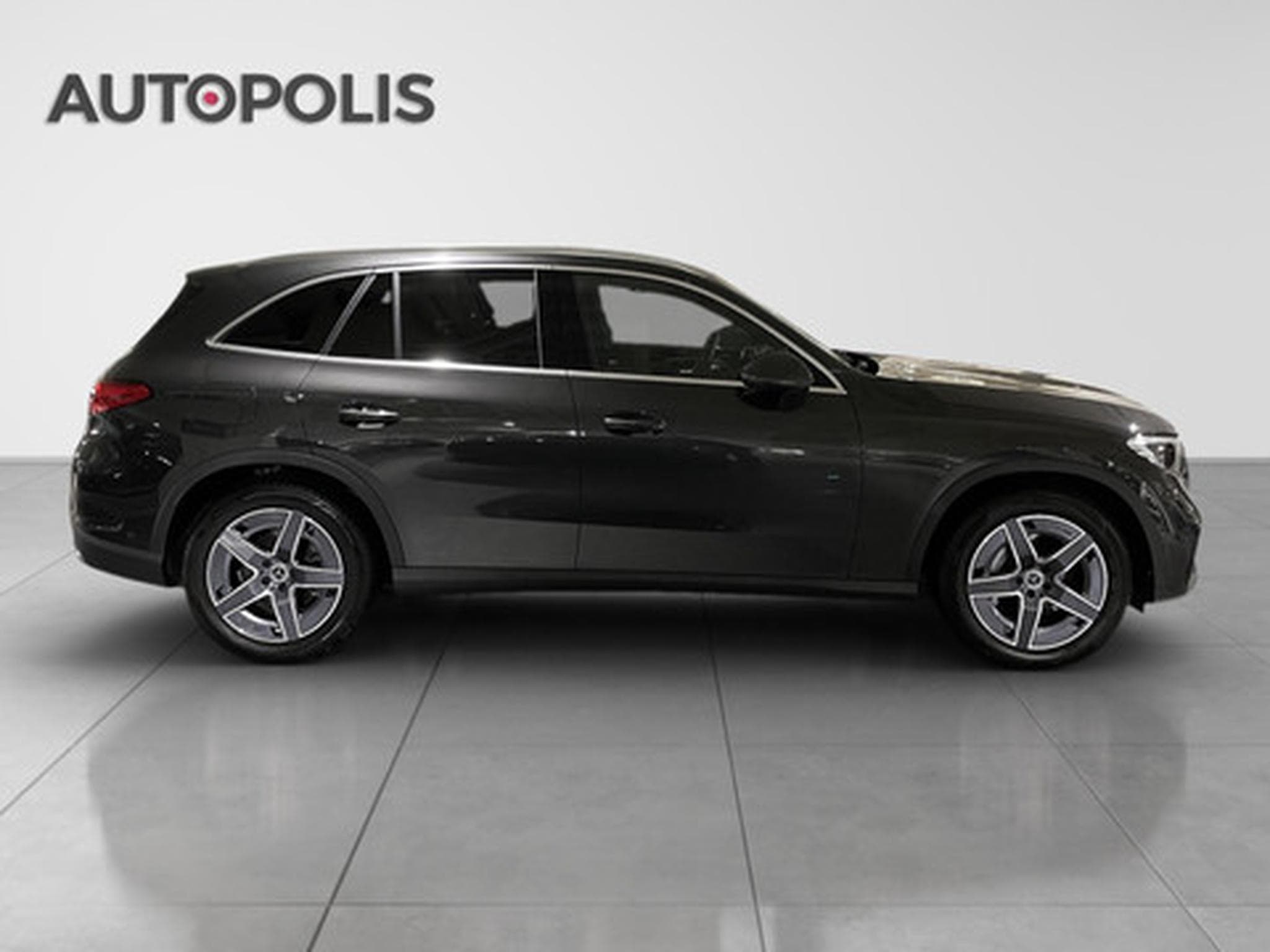 Mercedes GLC 300 2.0 d 4MATIC AMG Line (2025) - Photo 16