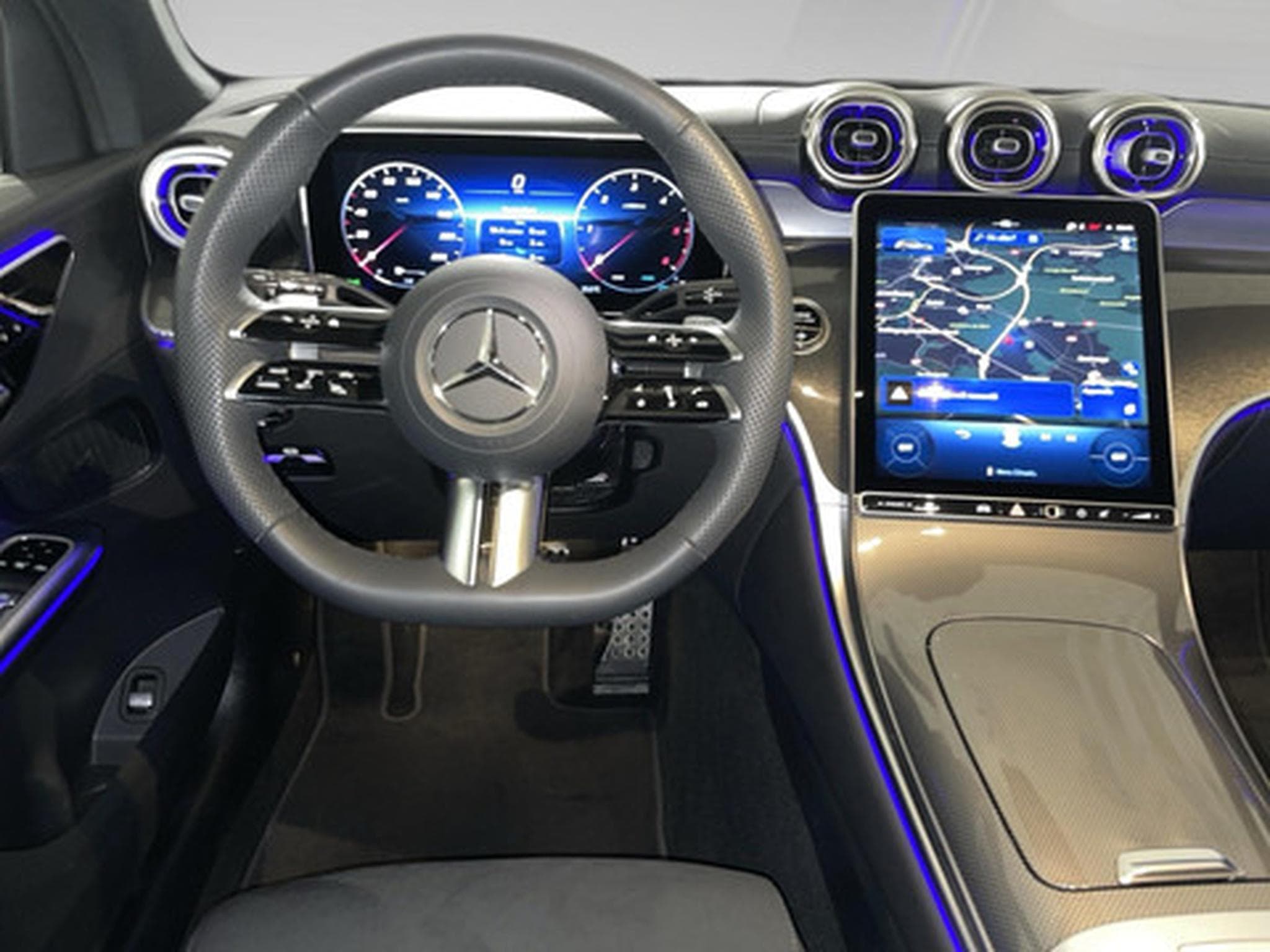 Mercedes GLC 300 2.0 d 4MATIC AMG Line (2025) - Photo 6