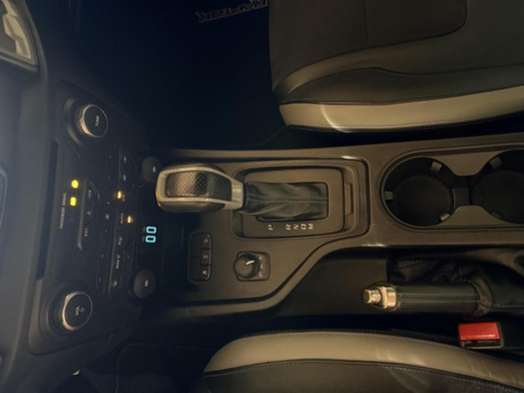 Ford Ranger 2.0 BiT 156kW 4x4 Aut. D-Cab Raptor (2020) - Photo 10