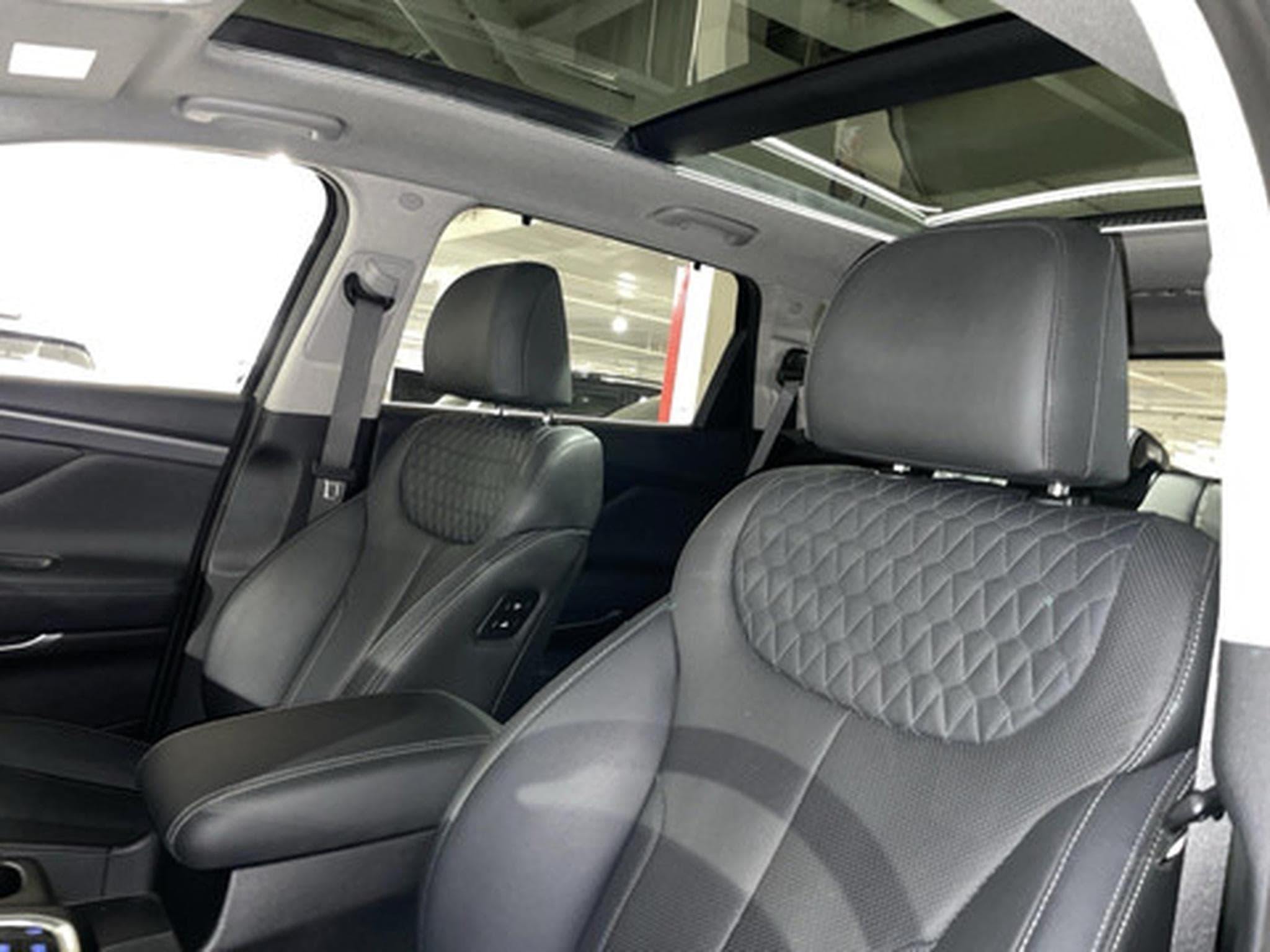 Hyundai Santa Fe 2.2 CRDi 4WD 147kW Aut. Shine (2021) - Photo 13