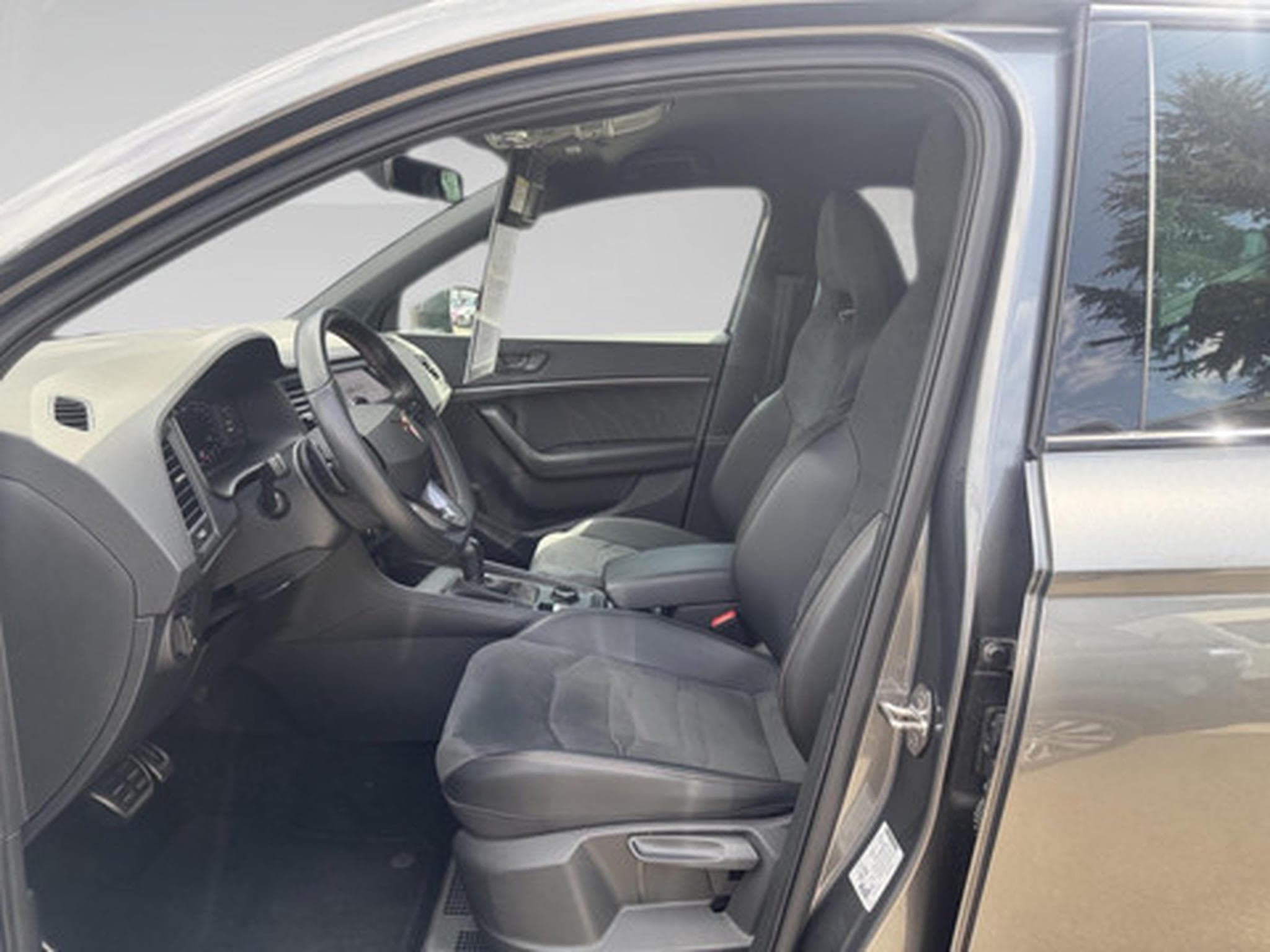 Cupra Ateca 2.0 TSI VZ 221kW DSG 4WD (2024) - Photo 3