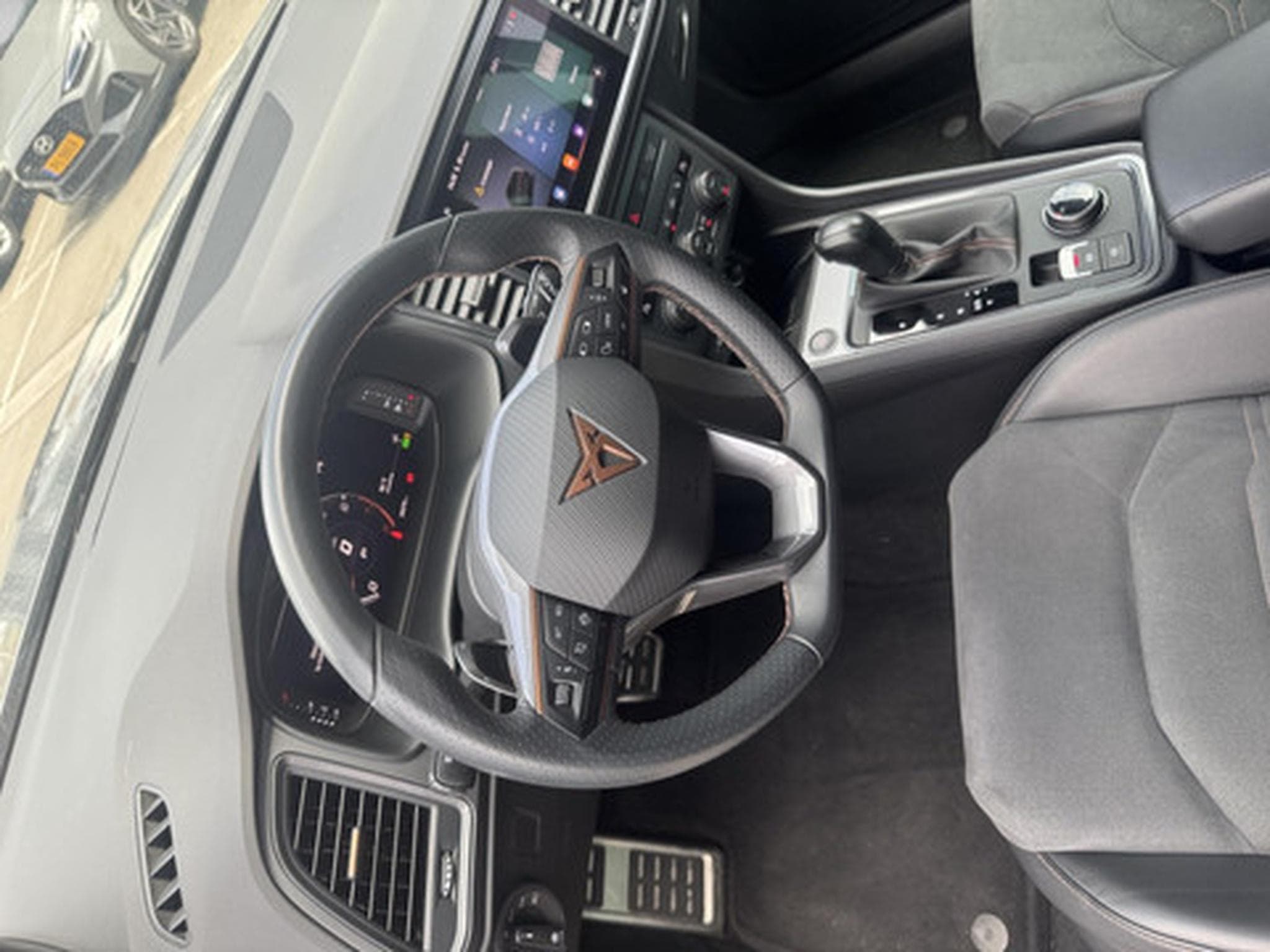 Cupra Ateca 2.0 TSI VZ 221kW DSG 4WD (2024) - Photo 6