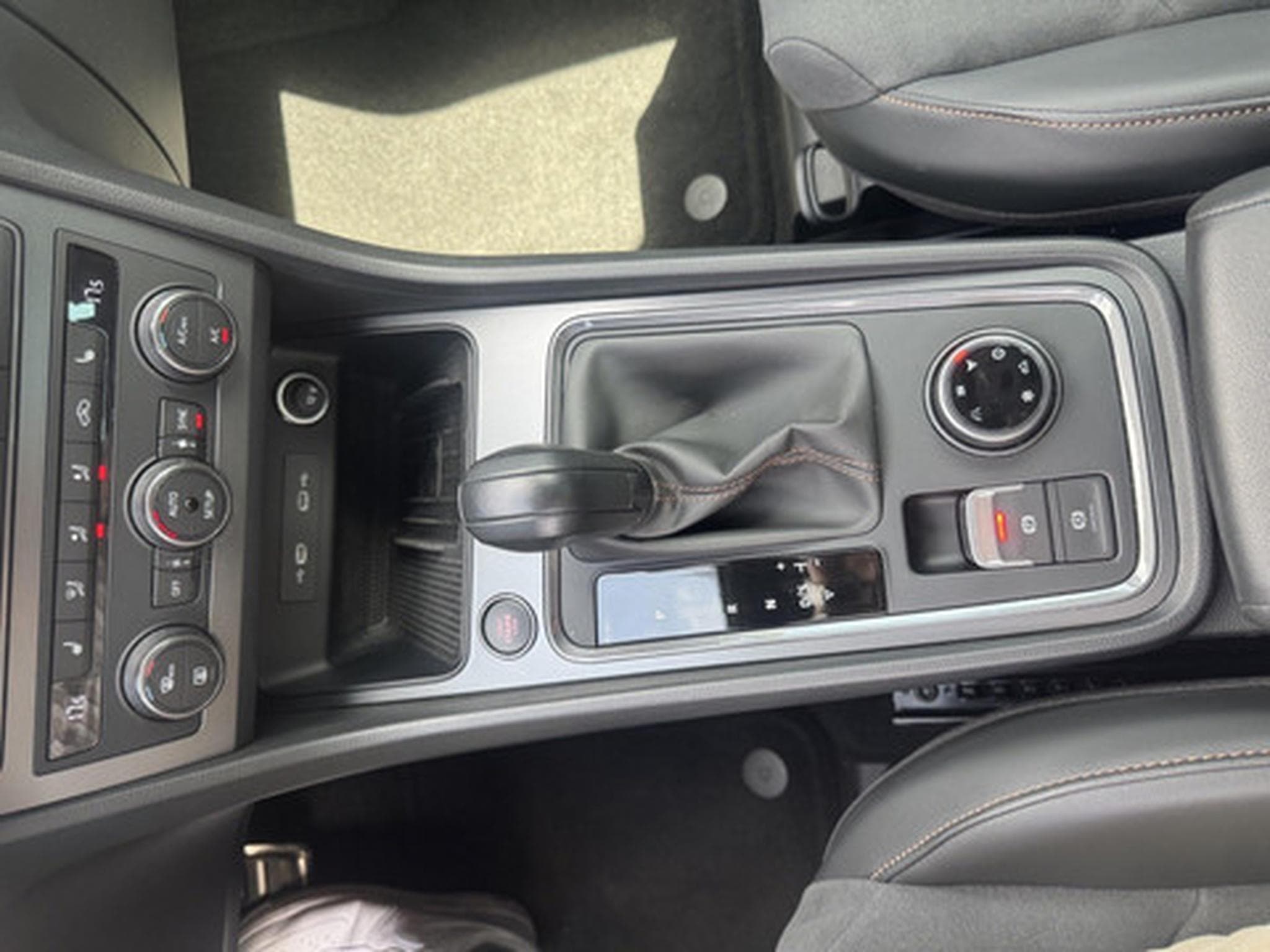 Cupra Ateca 2.0 TSI VZ 221kW DSG 4WD (2024) - Photo 7