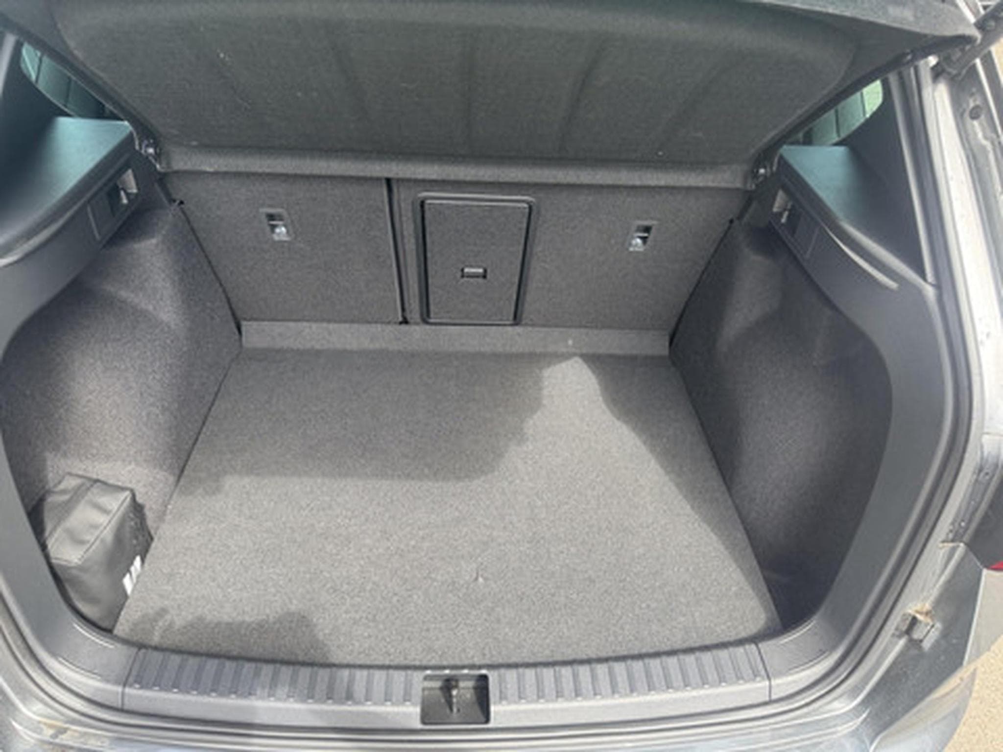 Cupra Ateca 2.0 TSI VZ 221kW DSG 4WD (2024) - Photo 9