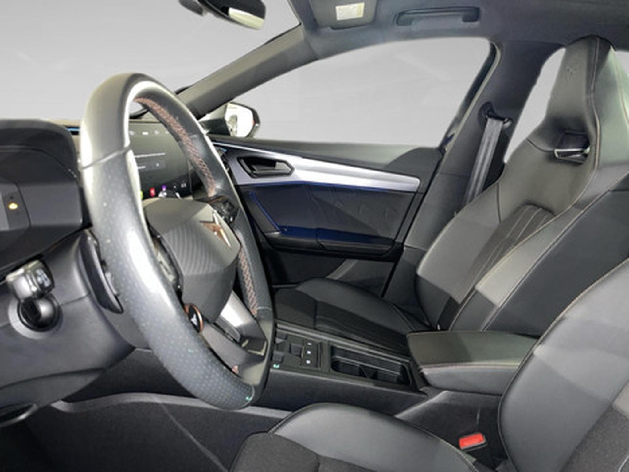 Cupra Formentor 2.0 TSI 4Drive 228kW DSG VZ (2024) - Foto 4