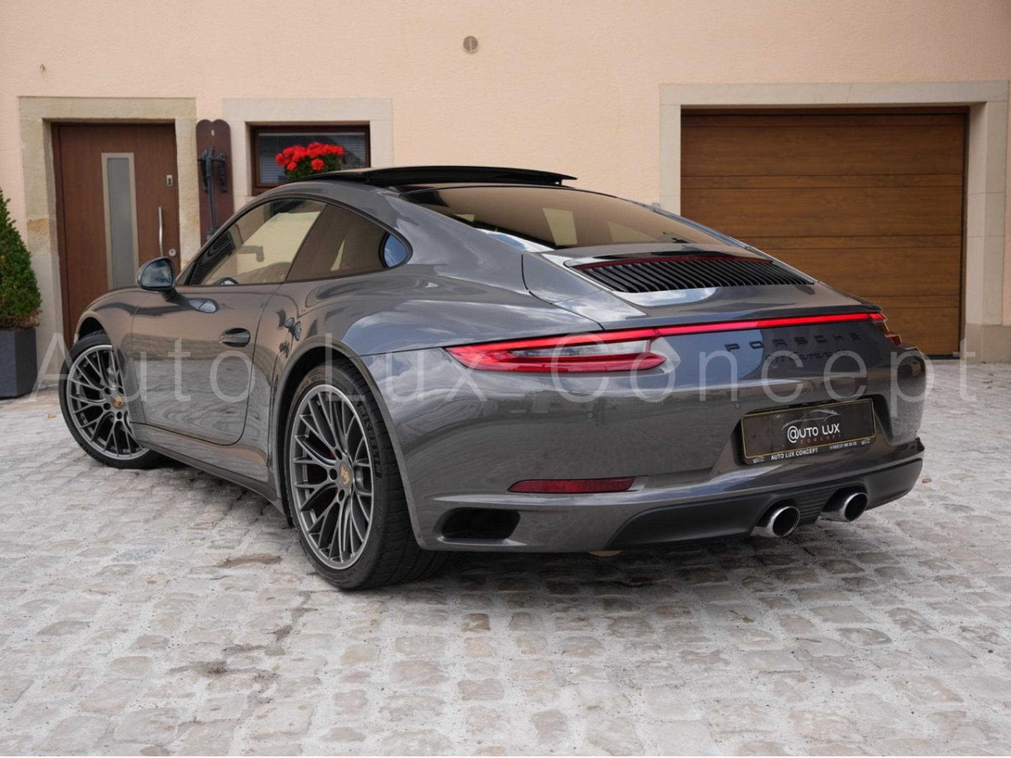 Porsche 911 911 Carrera 4S (2016) - Photo 4