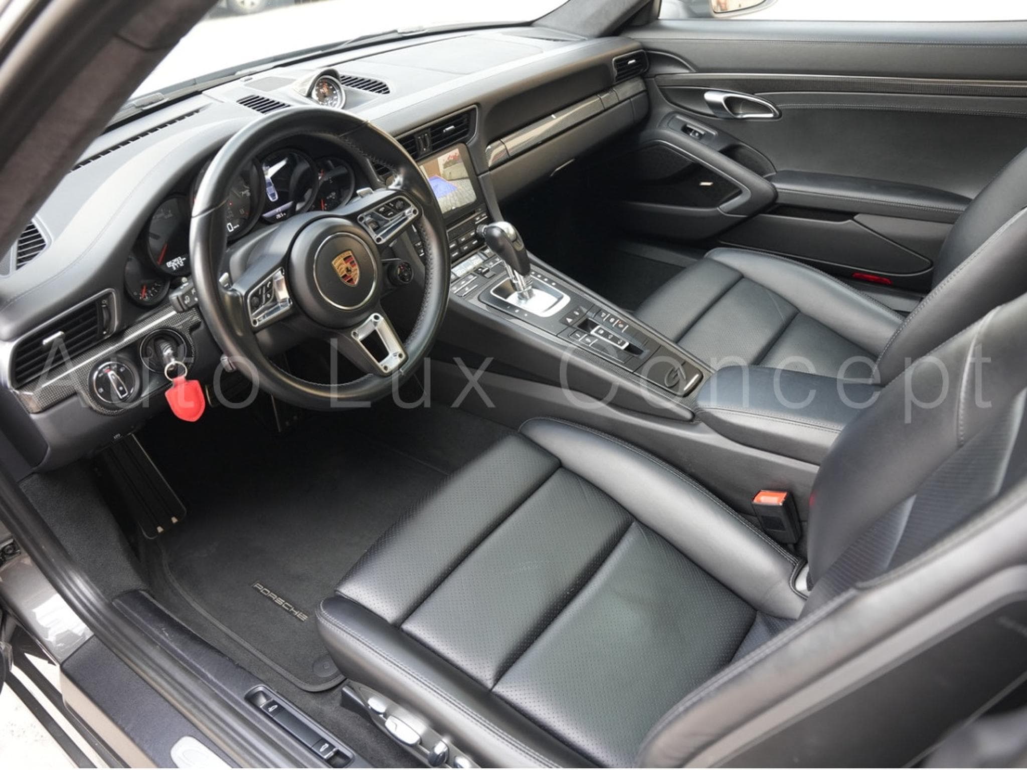 Porsche 911 911 Carrera 4S (2016) - Photo 5