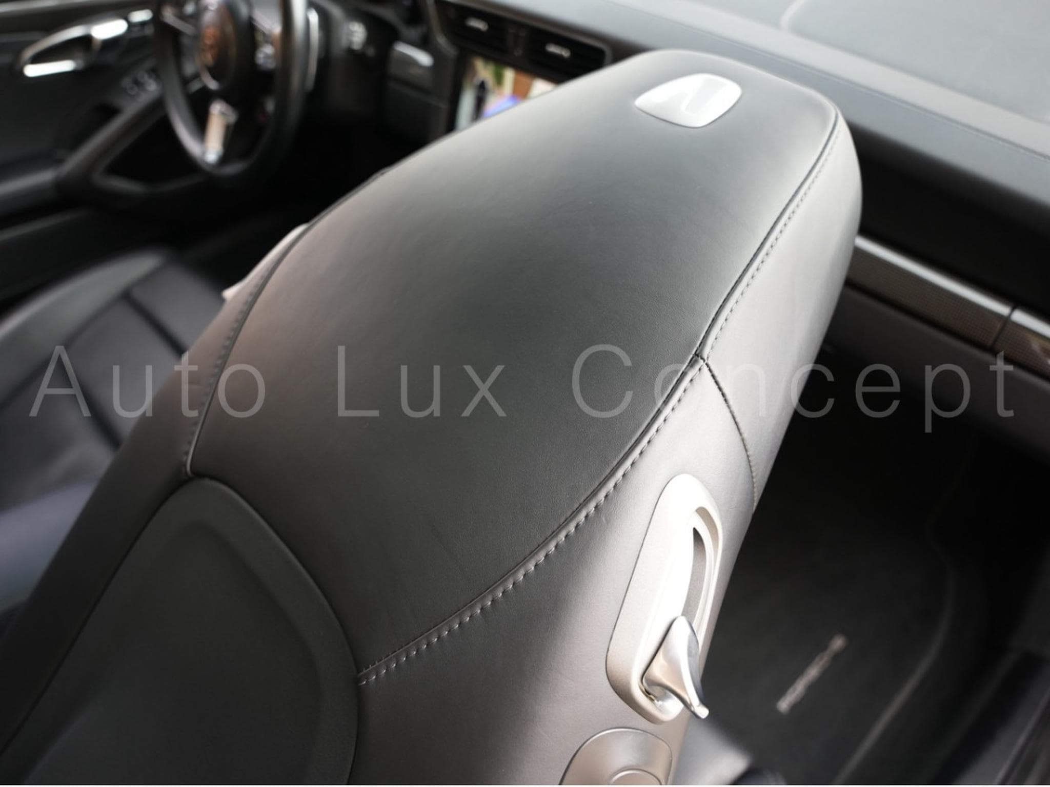 Porsche 911 911 Carrera 4S (2016) - Photo 9