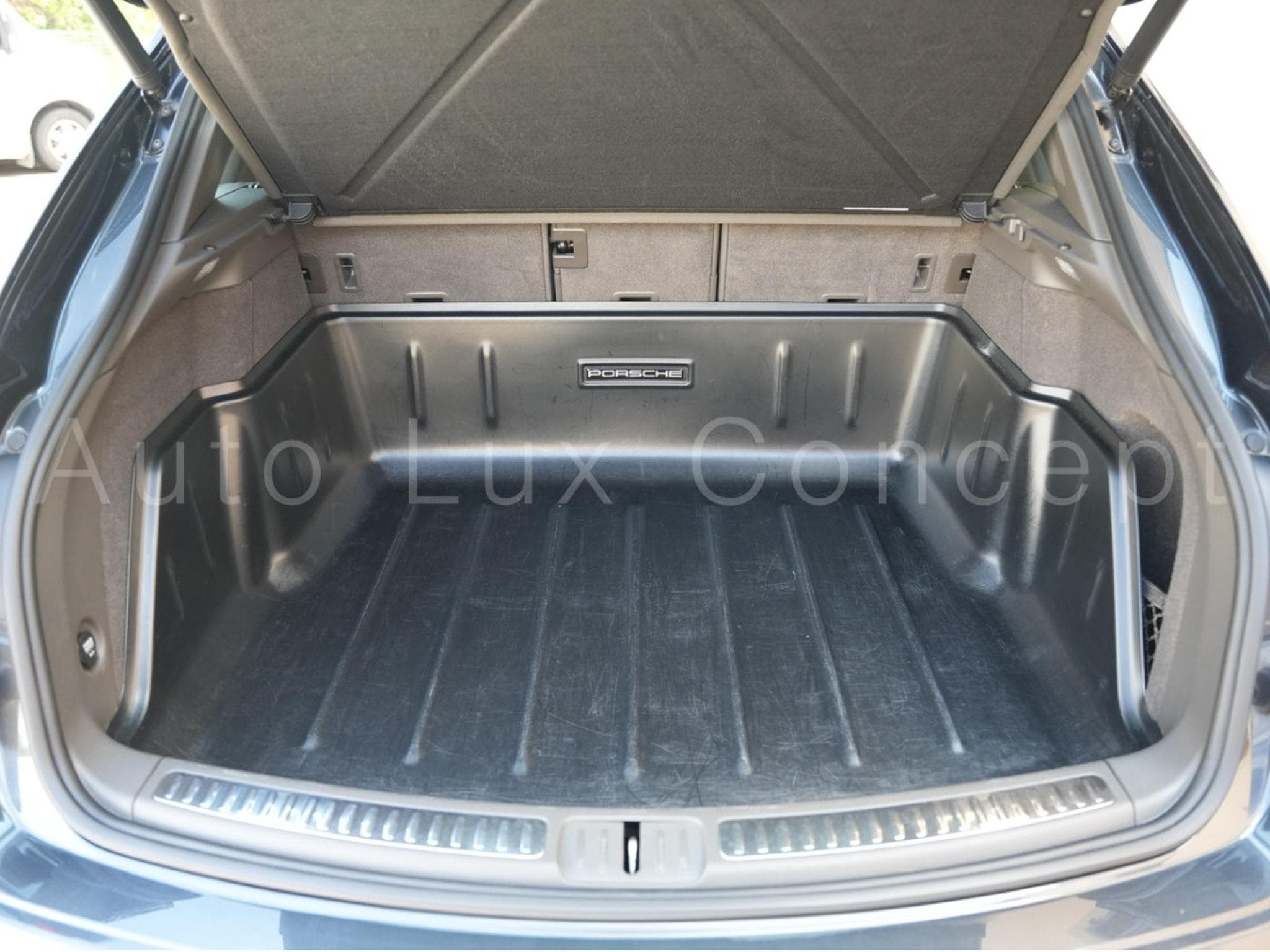 Porsche Macan S (2020) - Photo 23