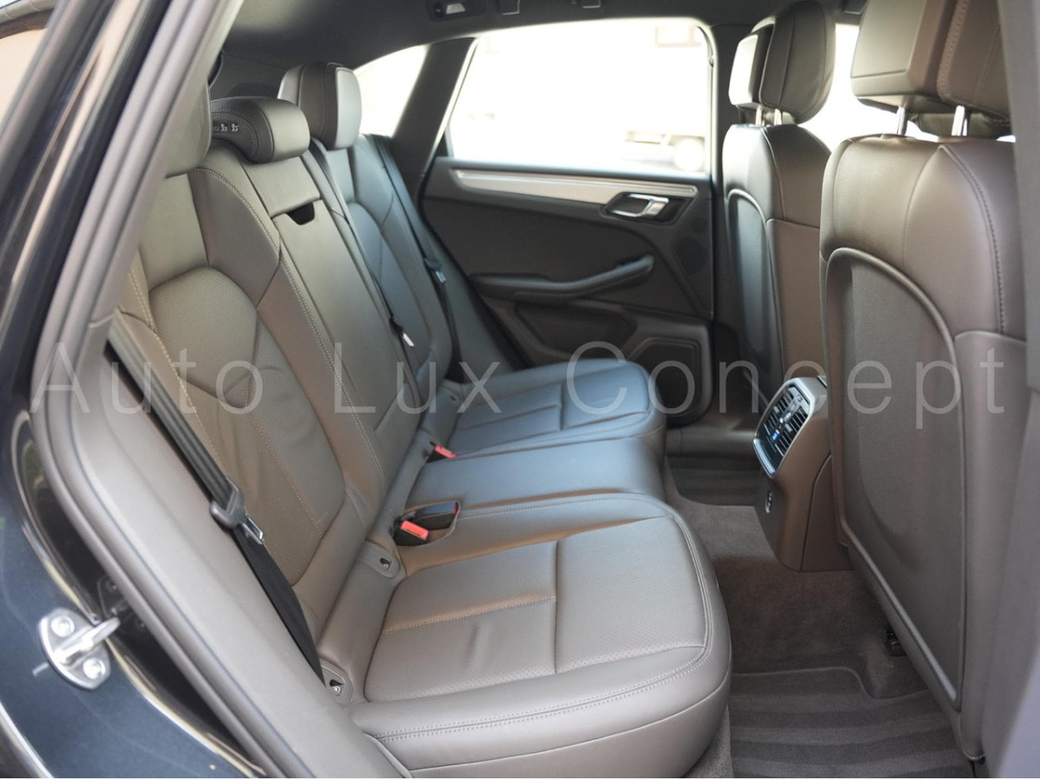 Porsche Macan S (2020) - Photo 28