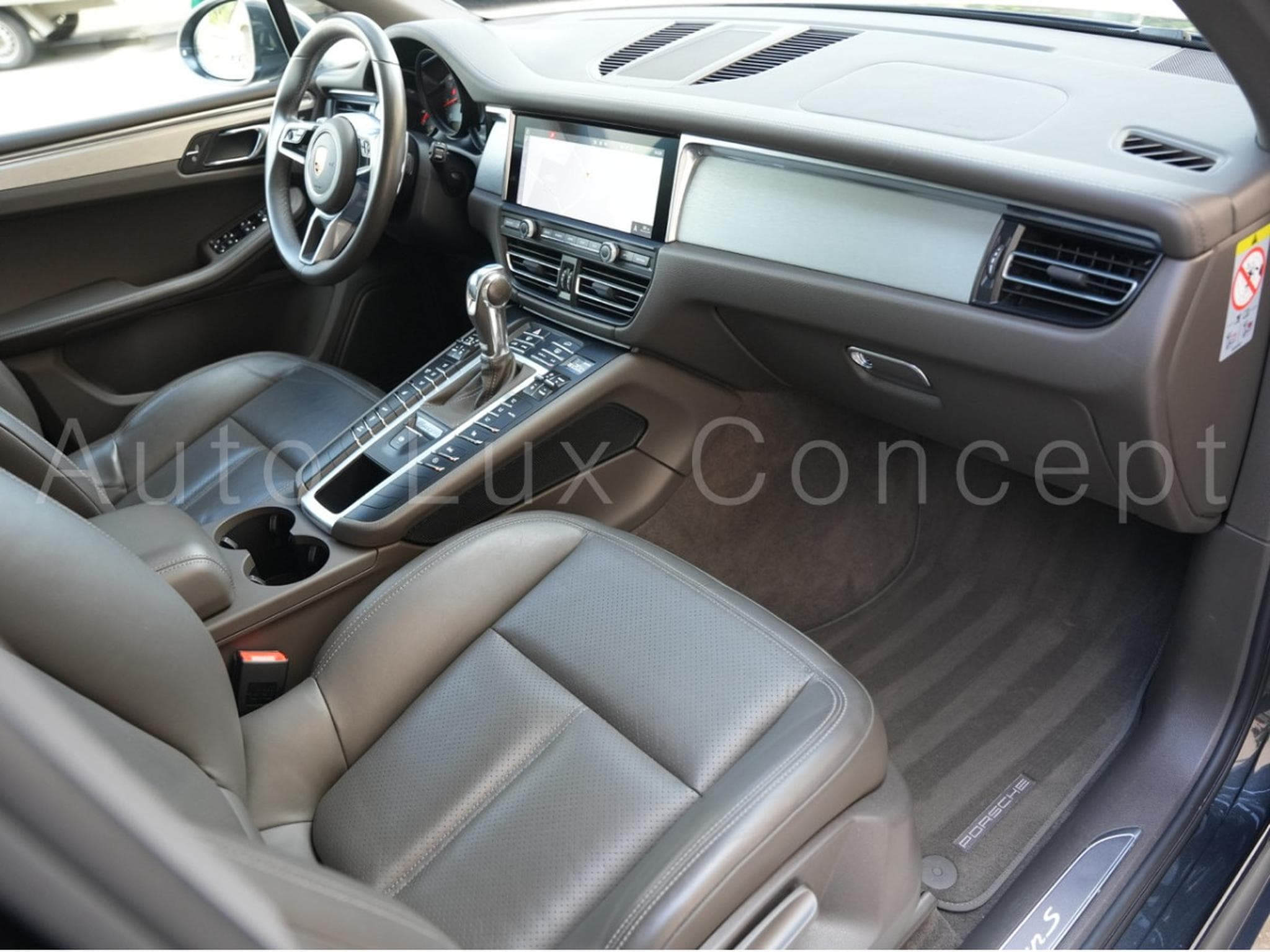 Porsche Macan S (2020) - Photo 6