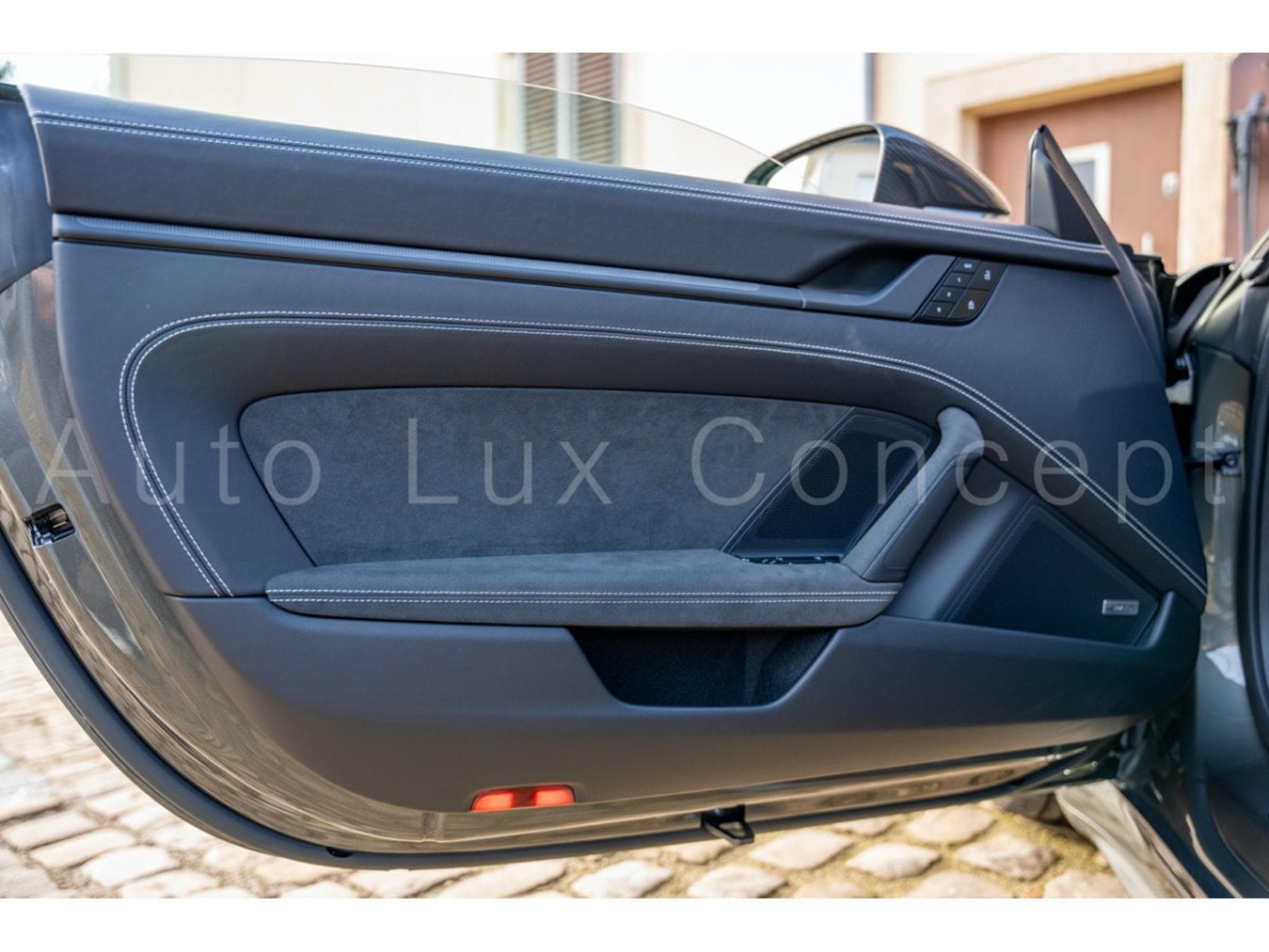 Porsche 911 911 Carrera GTS (2022) - Photo 13