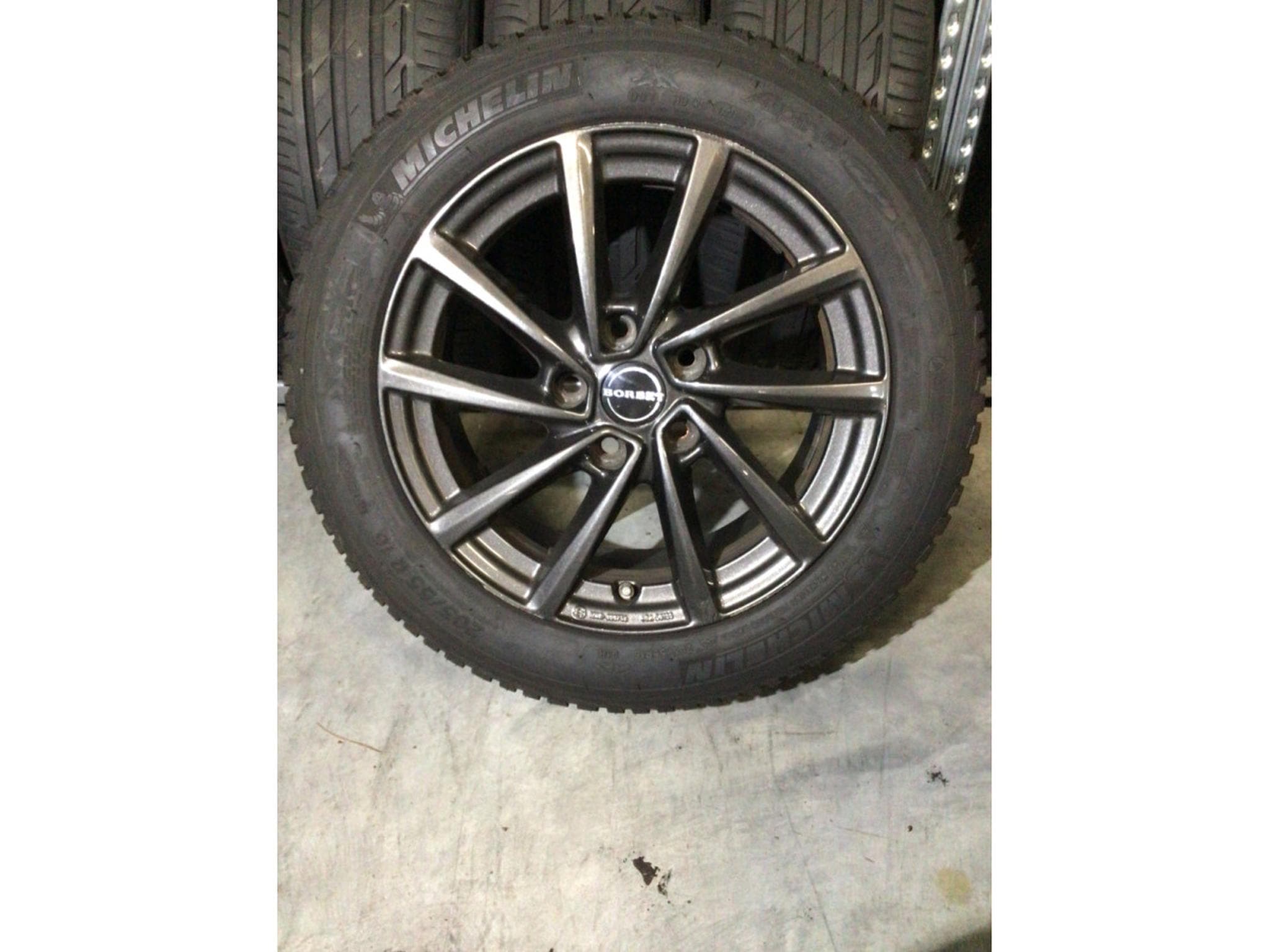 Jantes alu + Pneus h – 16" - Photo 1