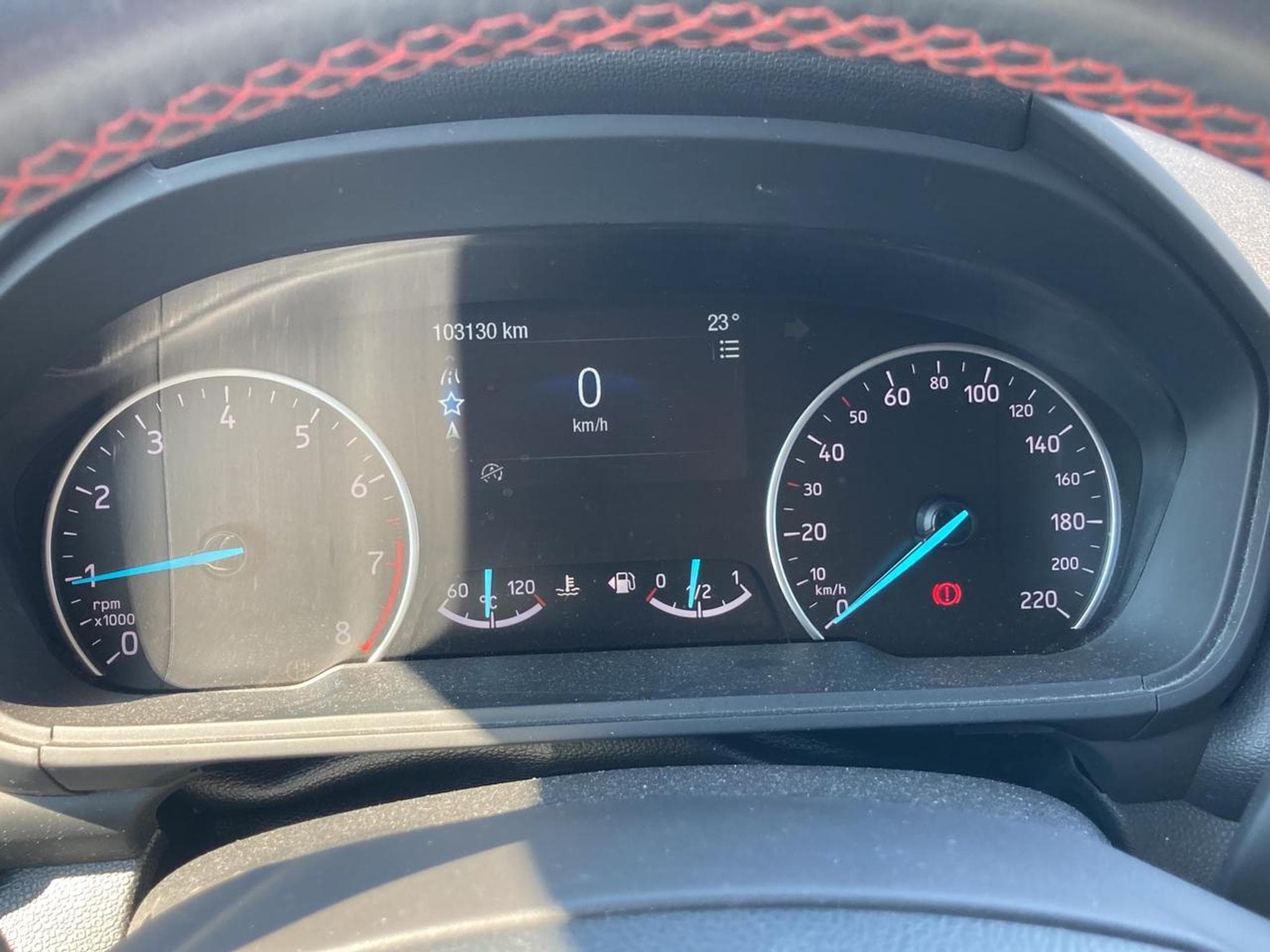 Ford ECOSPORT 1.0 ECOBOOST 125 ST-LINE (2019) - Photo 19