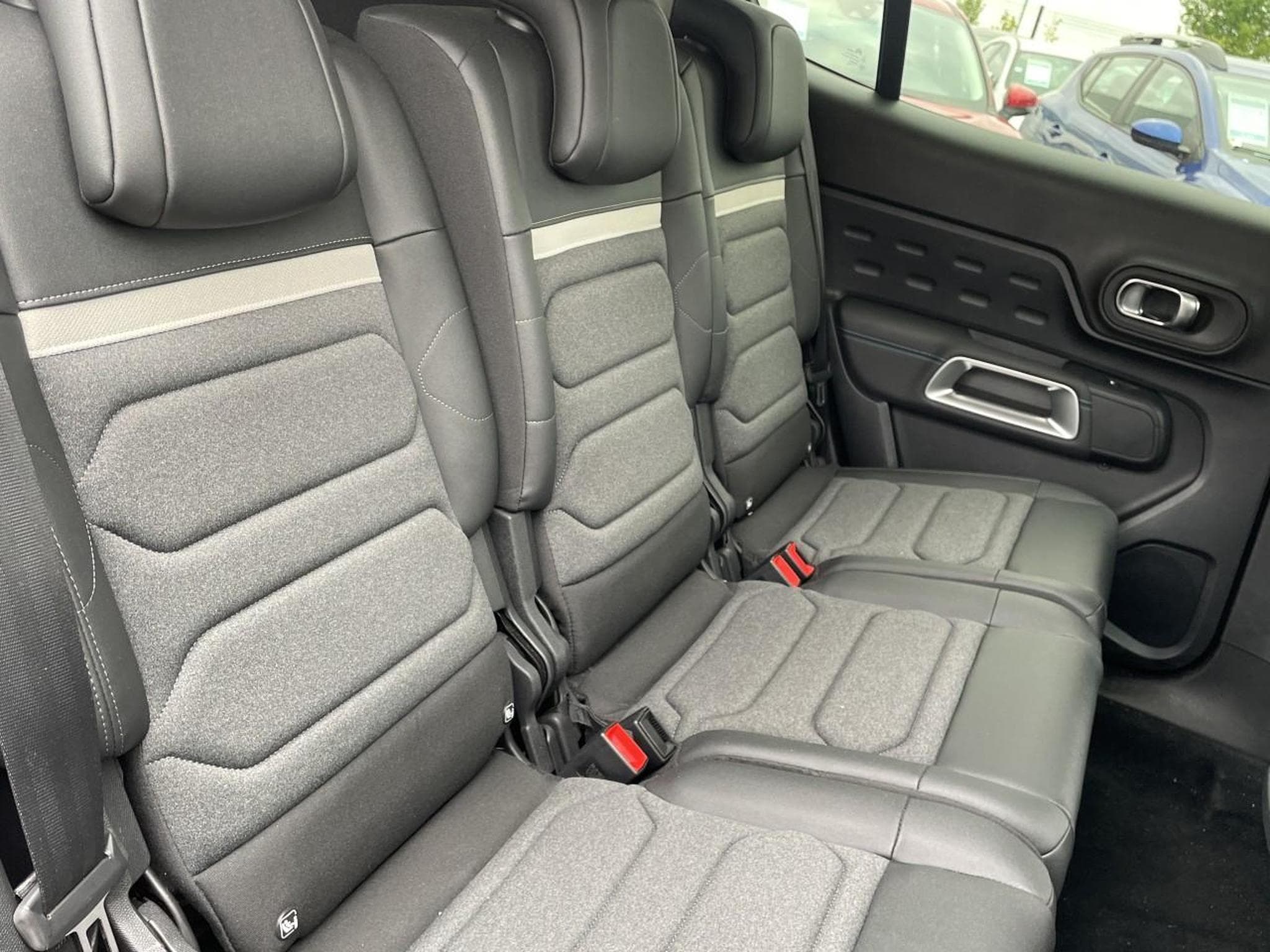 Citroen C5 AIRCROSS 1.5 BLUEHDI 130 MAX BOITE AUTOMATIQUE (2025) - Photo 16