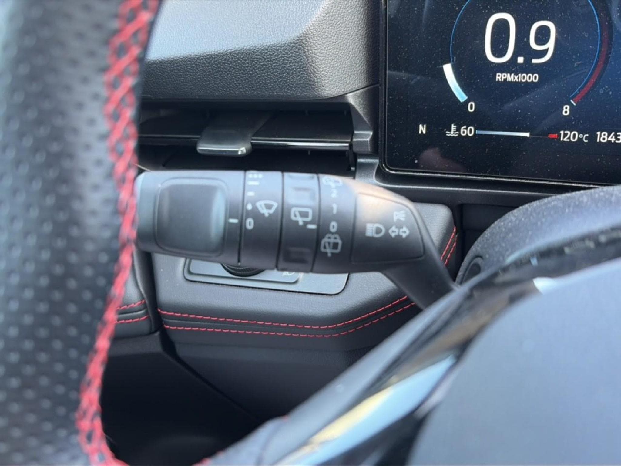 Ford PUMA 1.0 ECOBOOST HYBRID 125 ST-LINE POWERSHIFT (2025) - Photo 13