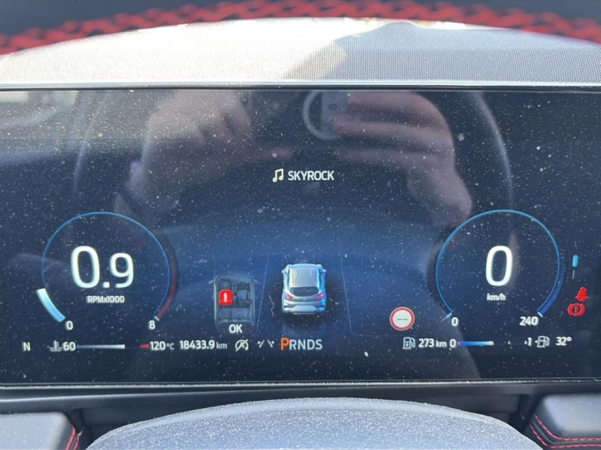 Ford PUMA 1.0 ECOBOOST HYBRID 125 ST-LINE POWERSHIFT (2025) - Photo 17