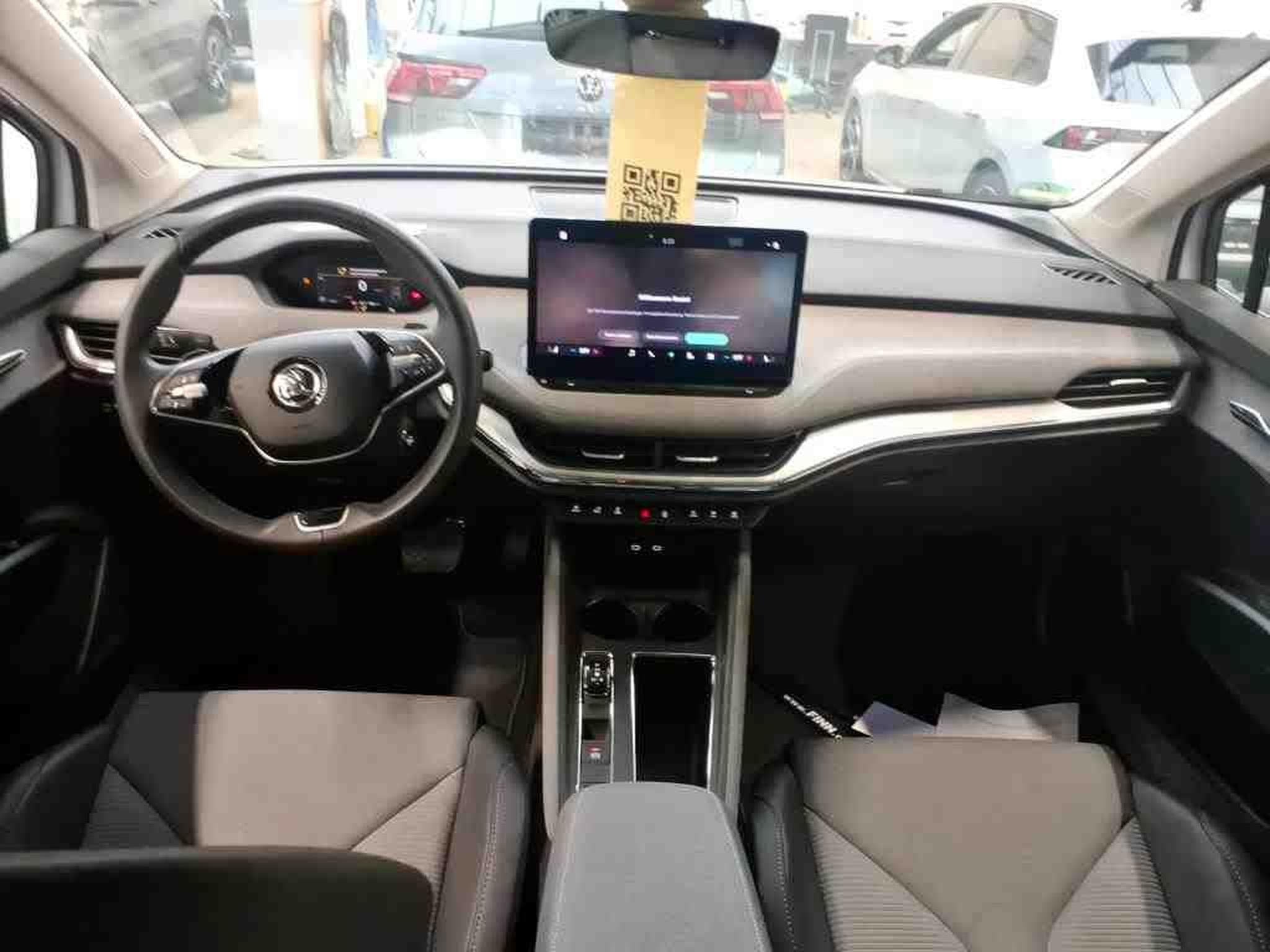Skoda Enyaq iV 85X AWD (2025) - Foto 5