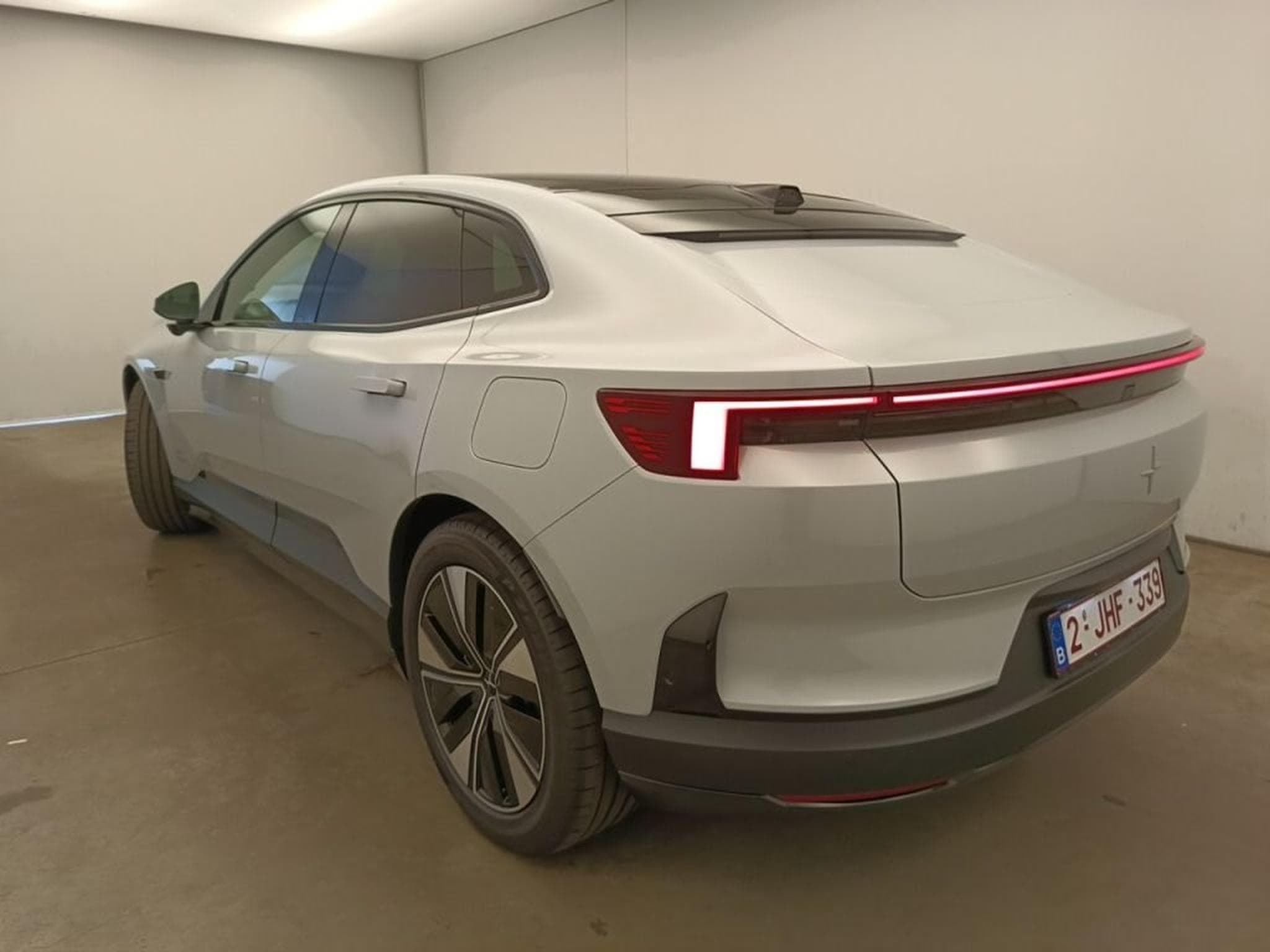 Polestar 4 Prime (2026) - Photo 3