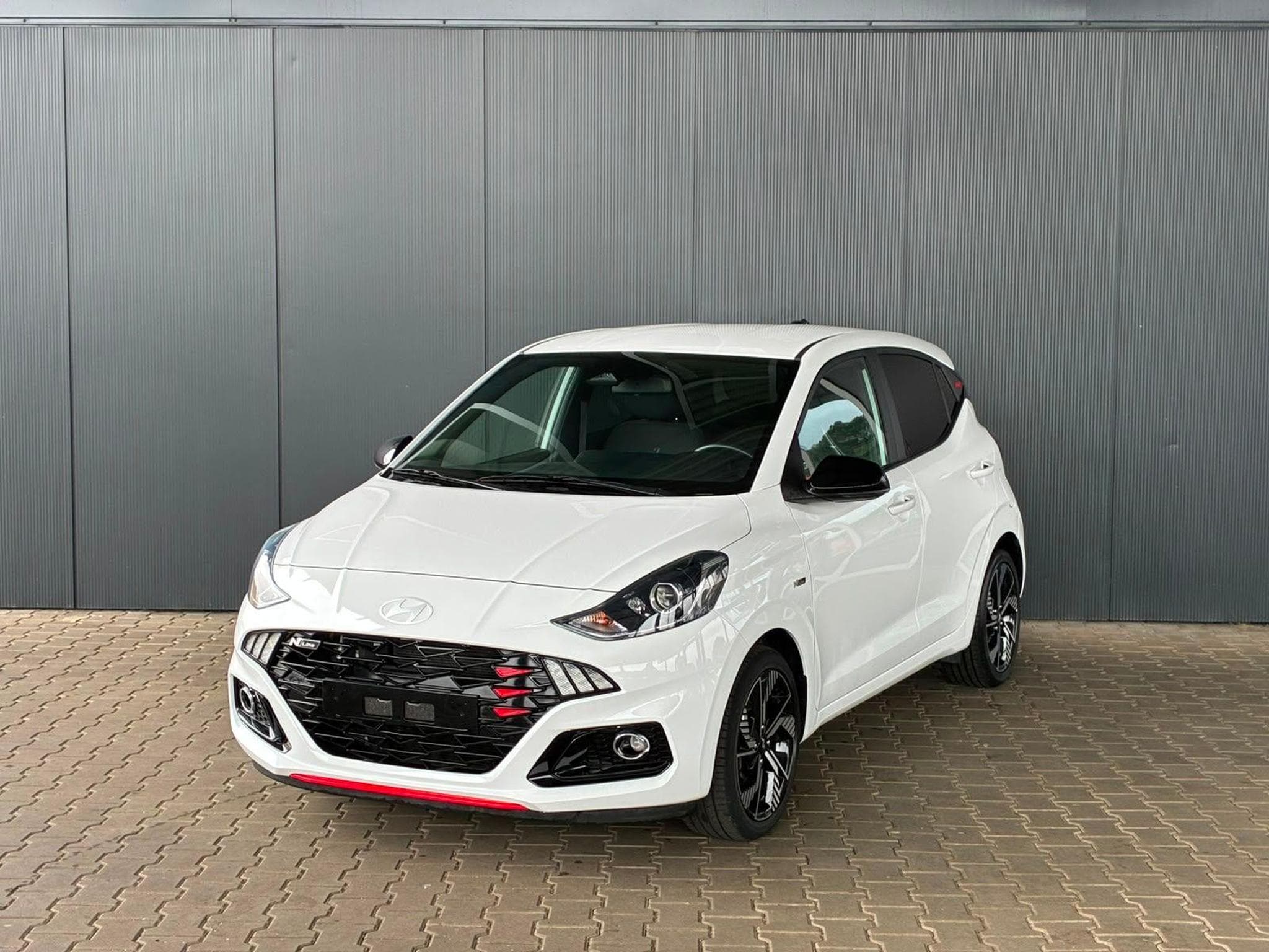 Hyundai i10 N-Line (2025) - Photo 1