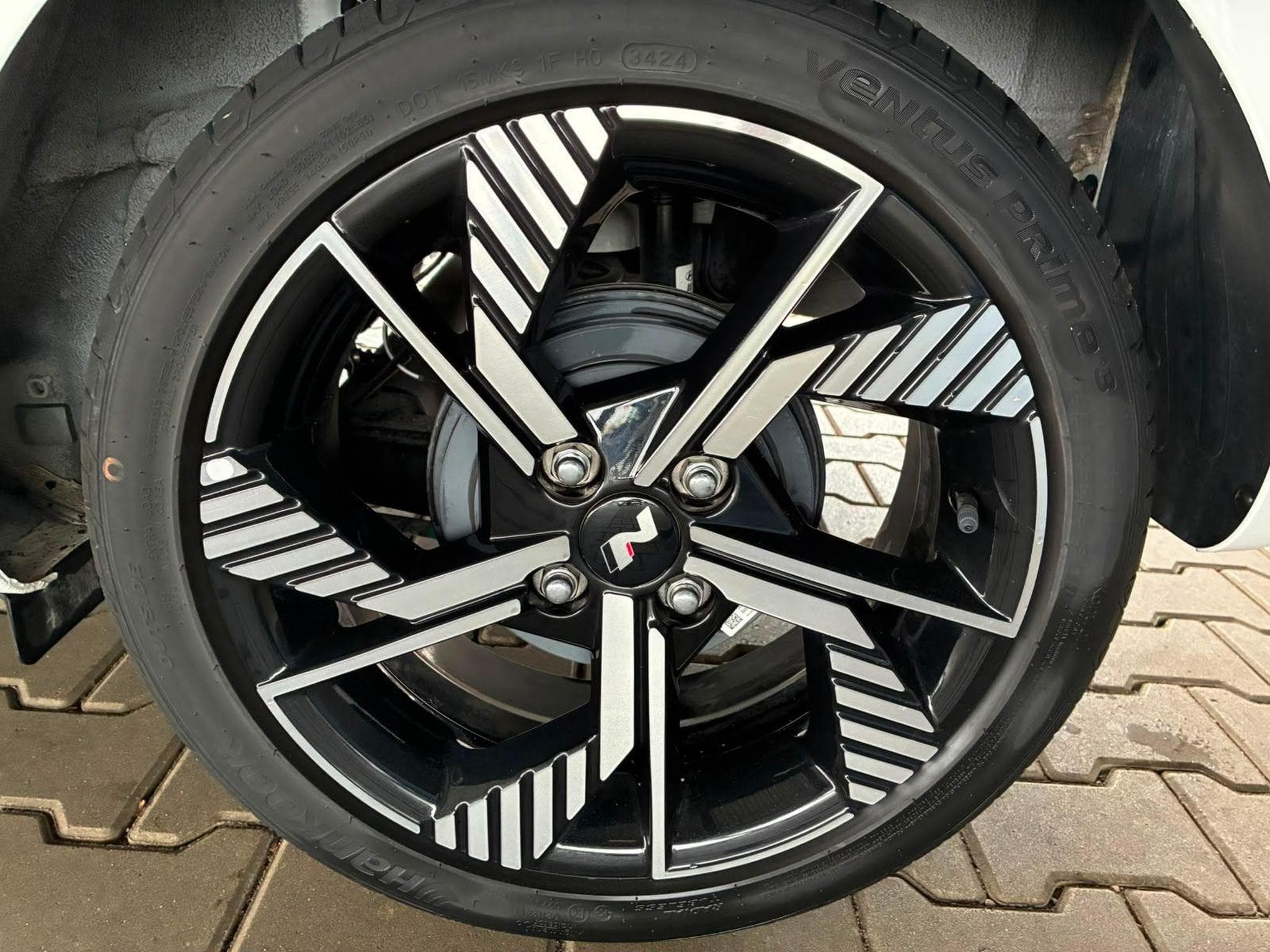 Hyundai i10 N-Line (2025) - Photo 12