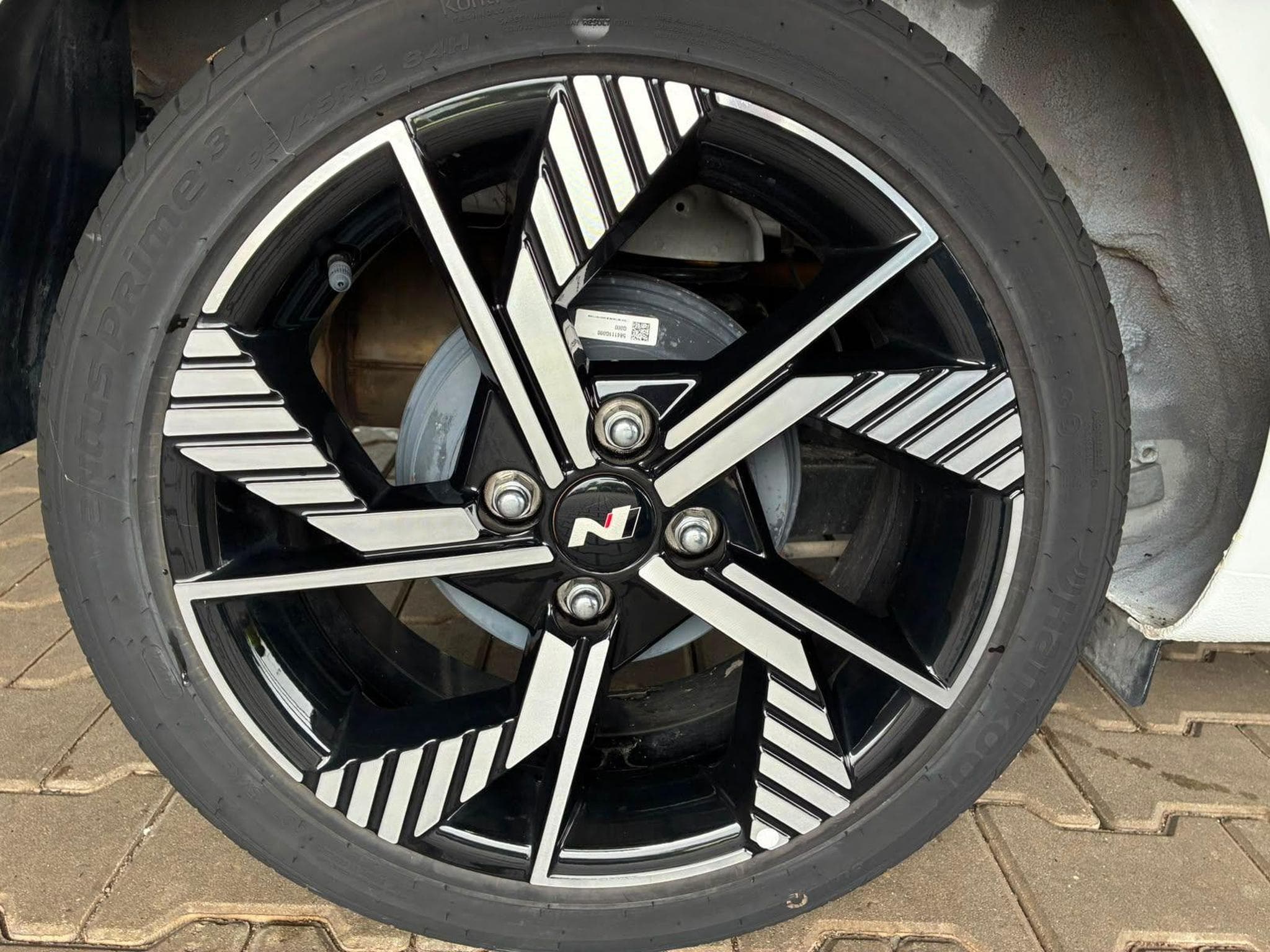 Hyundai i10 N-Line (2025) - Photo 13