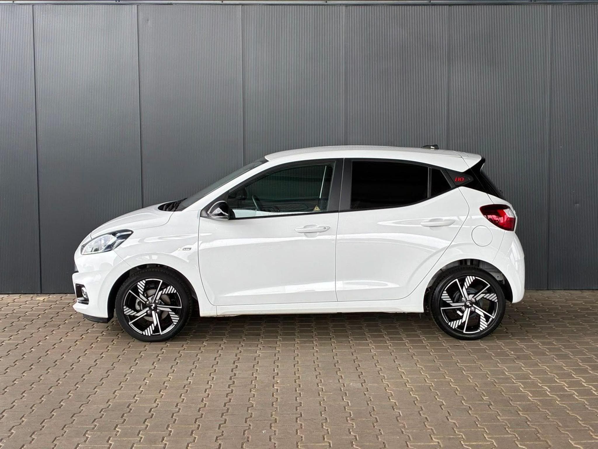 Hyundai i10 N-Line (2025) - Photo 2