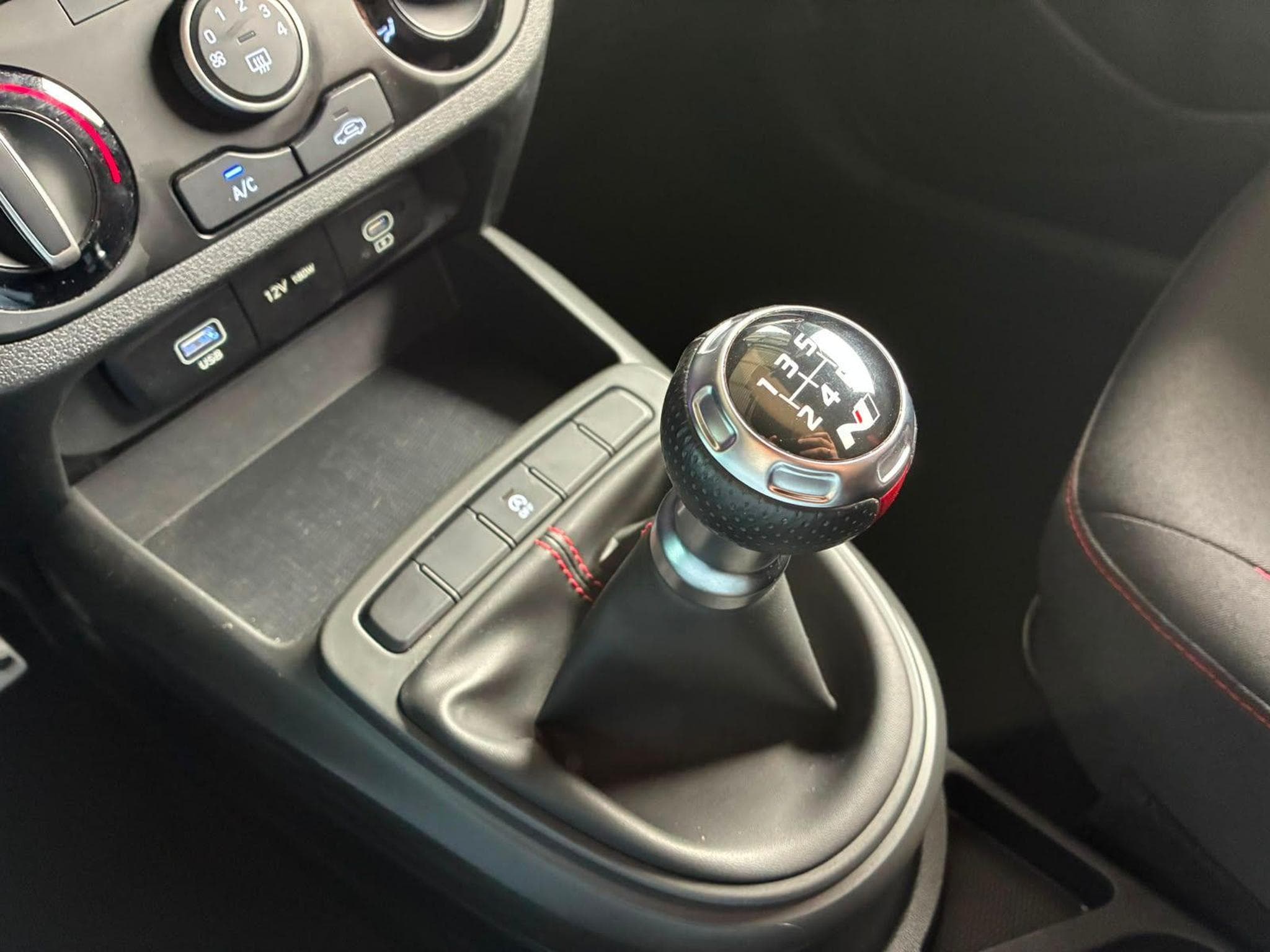 Hyundai i10 N-Line (2025) - Photo 20