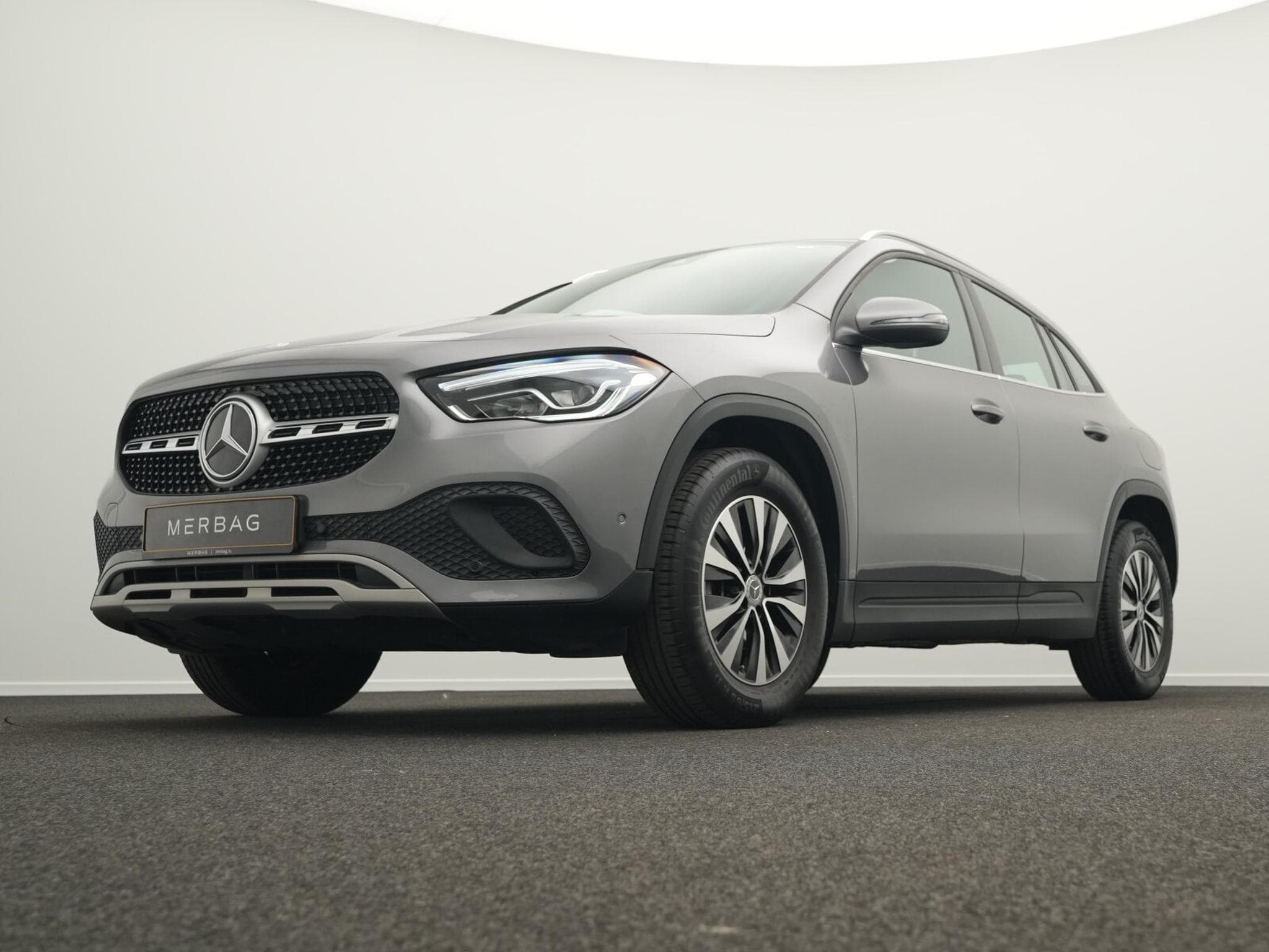 Mercedes GLA 180 Style LED+Kamera+EasyPack (2021) - Photo 10