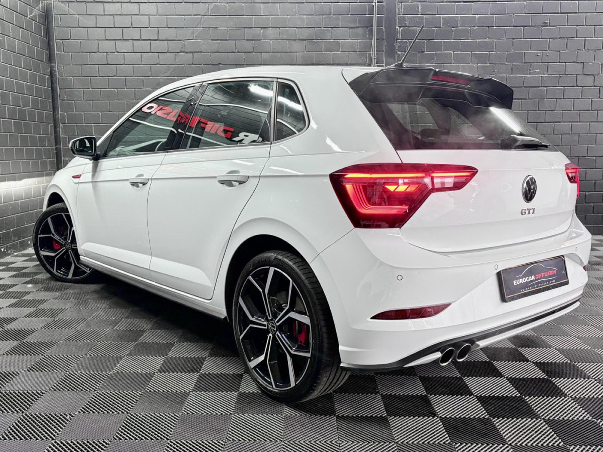 VW Polo 2.0 TSI 207 CV DSG7 *CAM* BEATS * MATRIX* (2023) - Foto 4