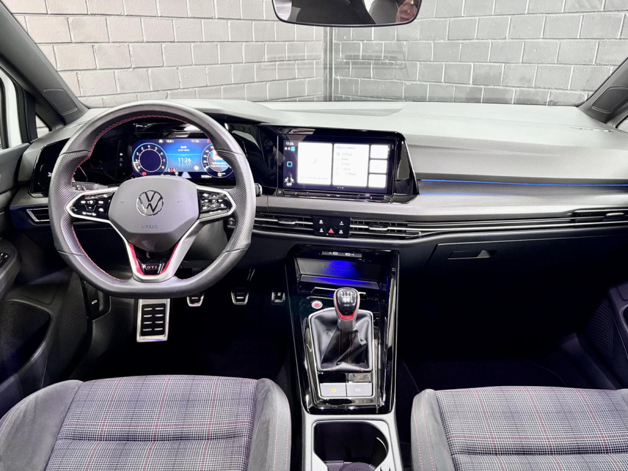 VW Golf GTI 2.0 TSI BVM6 245 CV *BOITE MECA* ACC * CARPLAY* (2023) - Foto 9