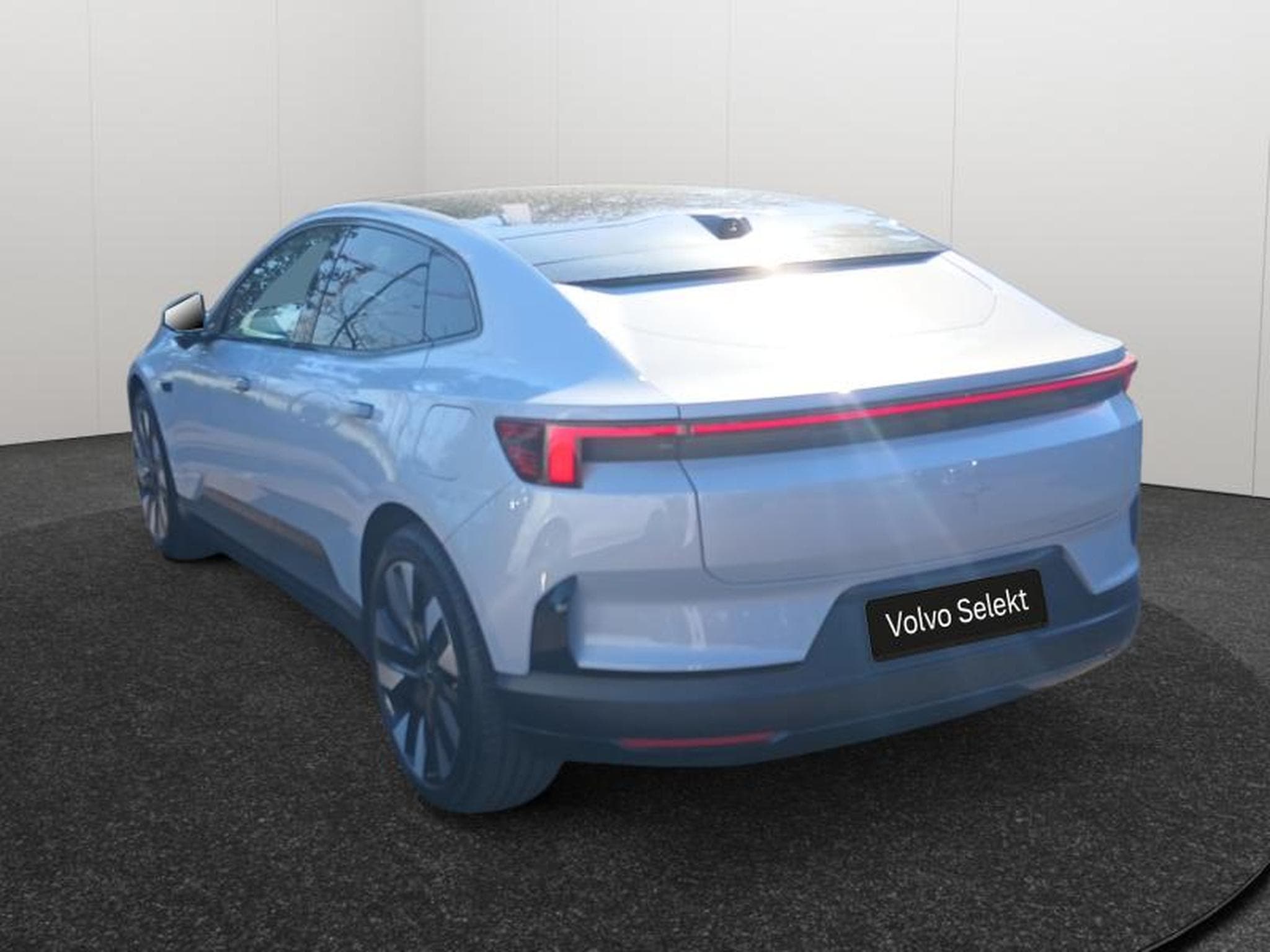Polestar 4 Long range dual | Plus | Nappa (2024) - Photo 3