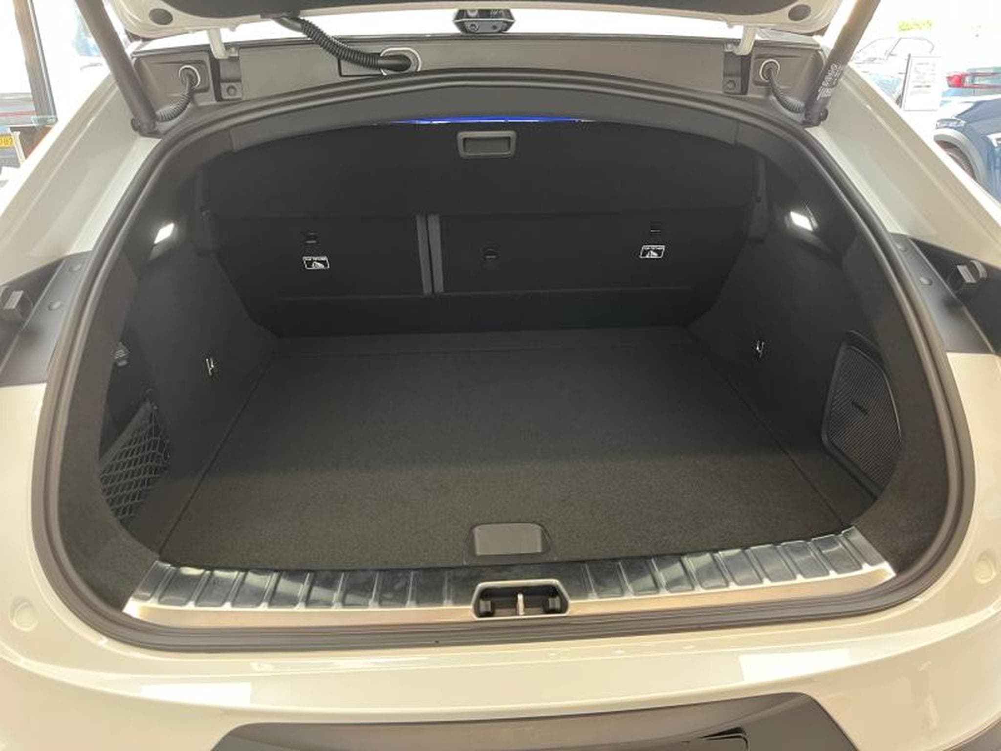 Polestar 4 PRIME PACK / LRSM (2026) - Photo 27