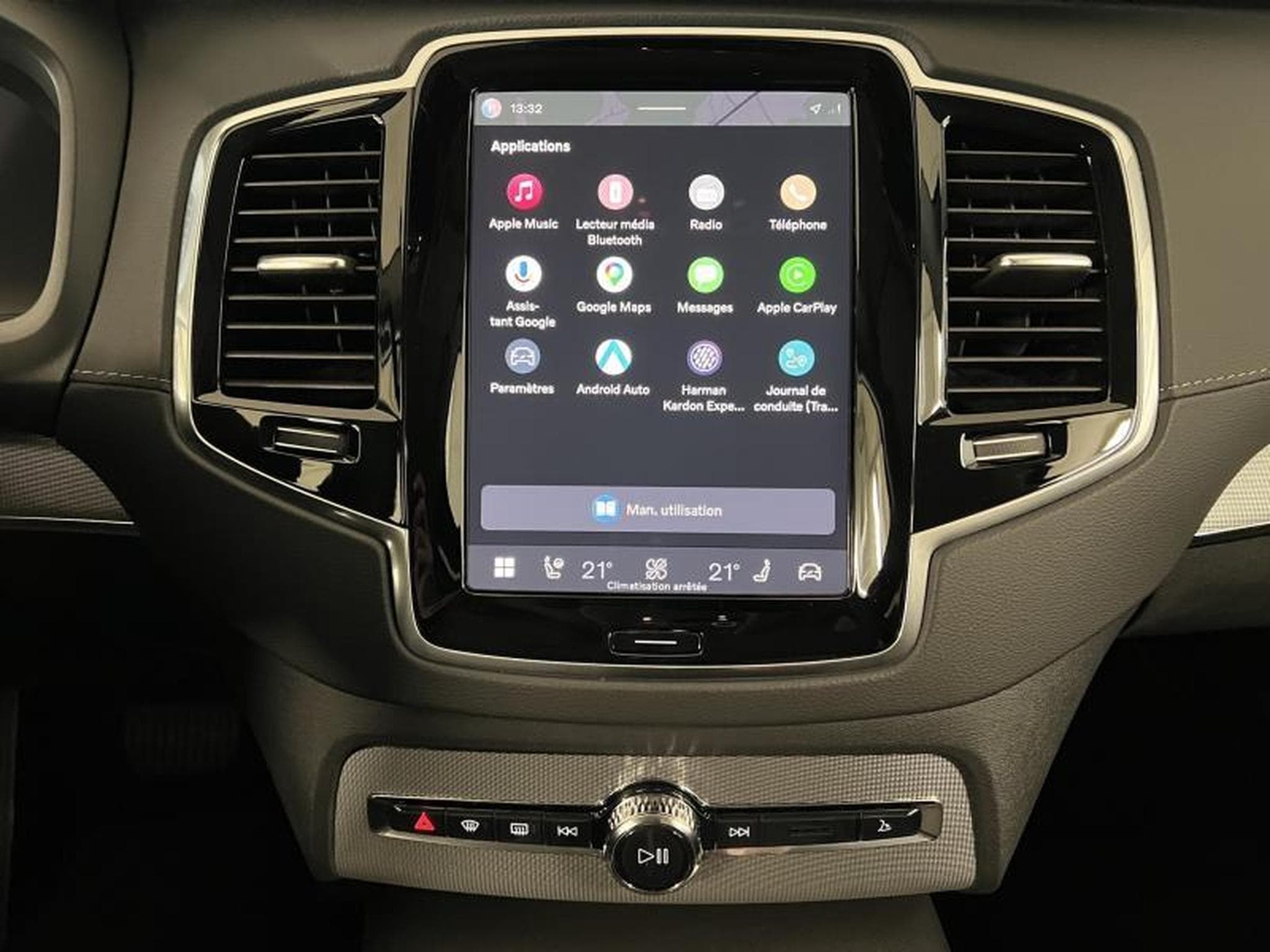 Volvo XC90 Plus Dark (2022) - Photo 11