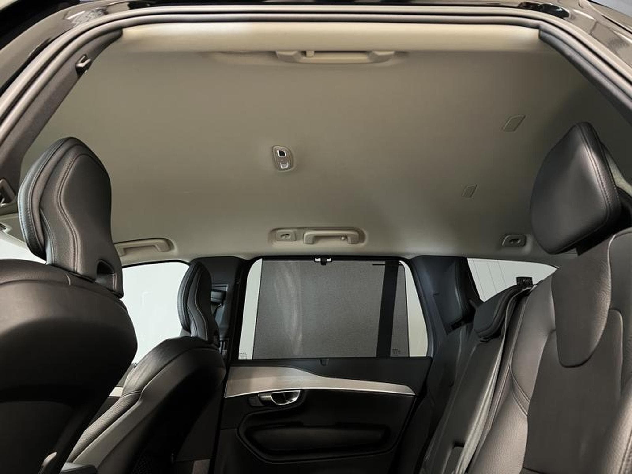 Volvo XC90 Plus Dark (2022) - Photo 14