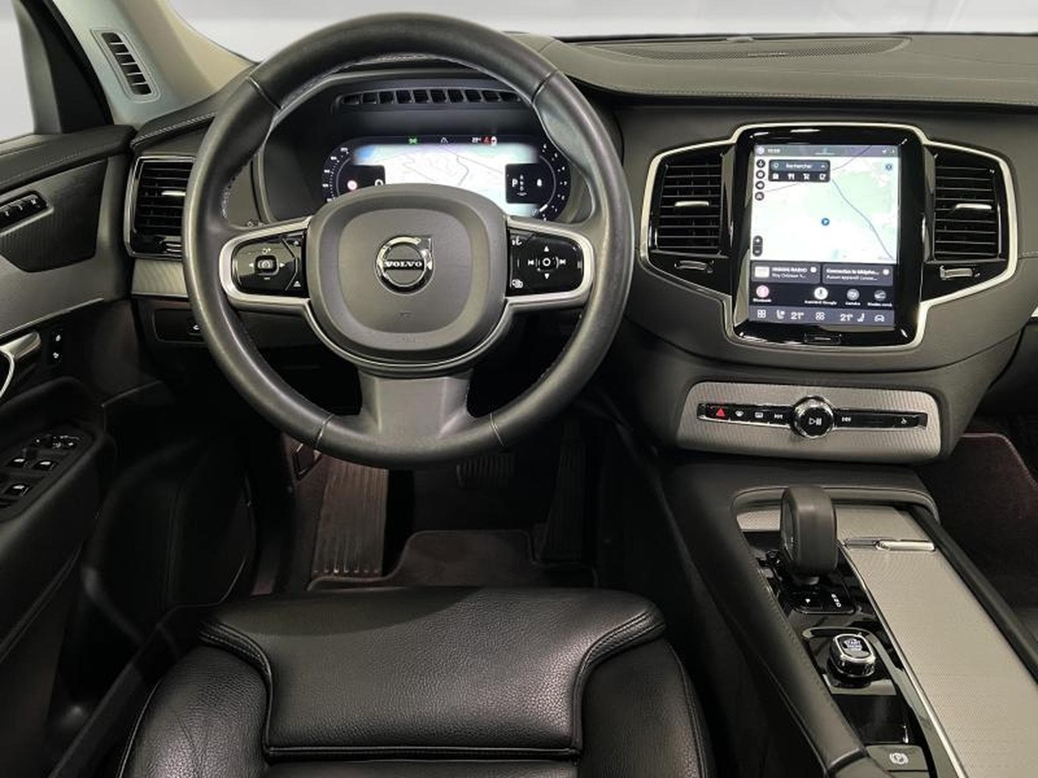Volvo XC90 Plus Dark (2022) - Photo 18