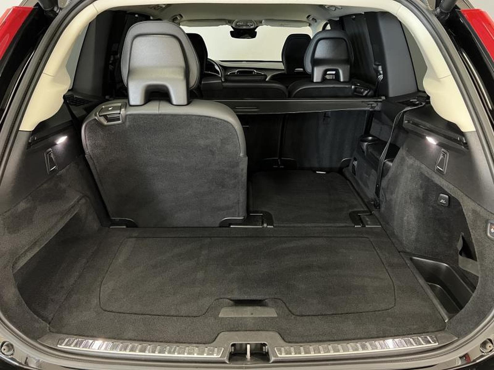 Volvo XC90 Plus Dark (2022) - Photo 20