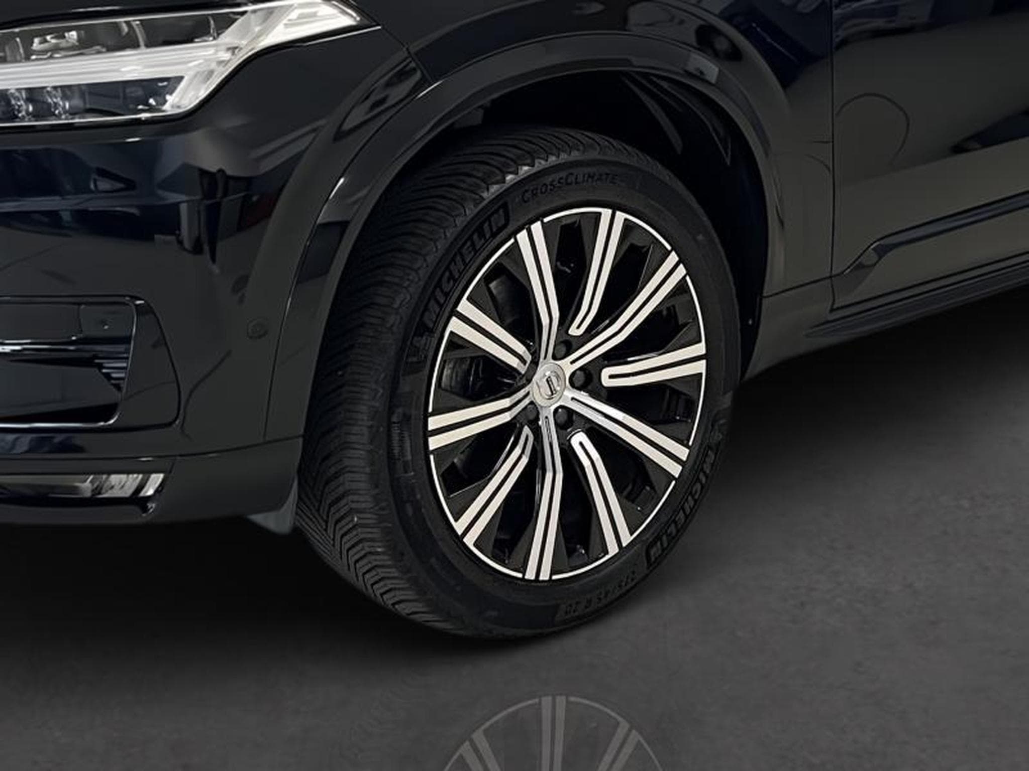 Volvo XC90 Plus Dark (2022) - Photo 4