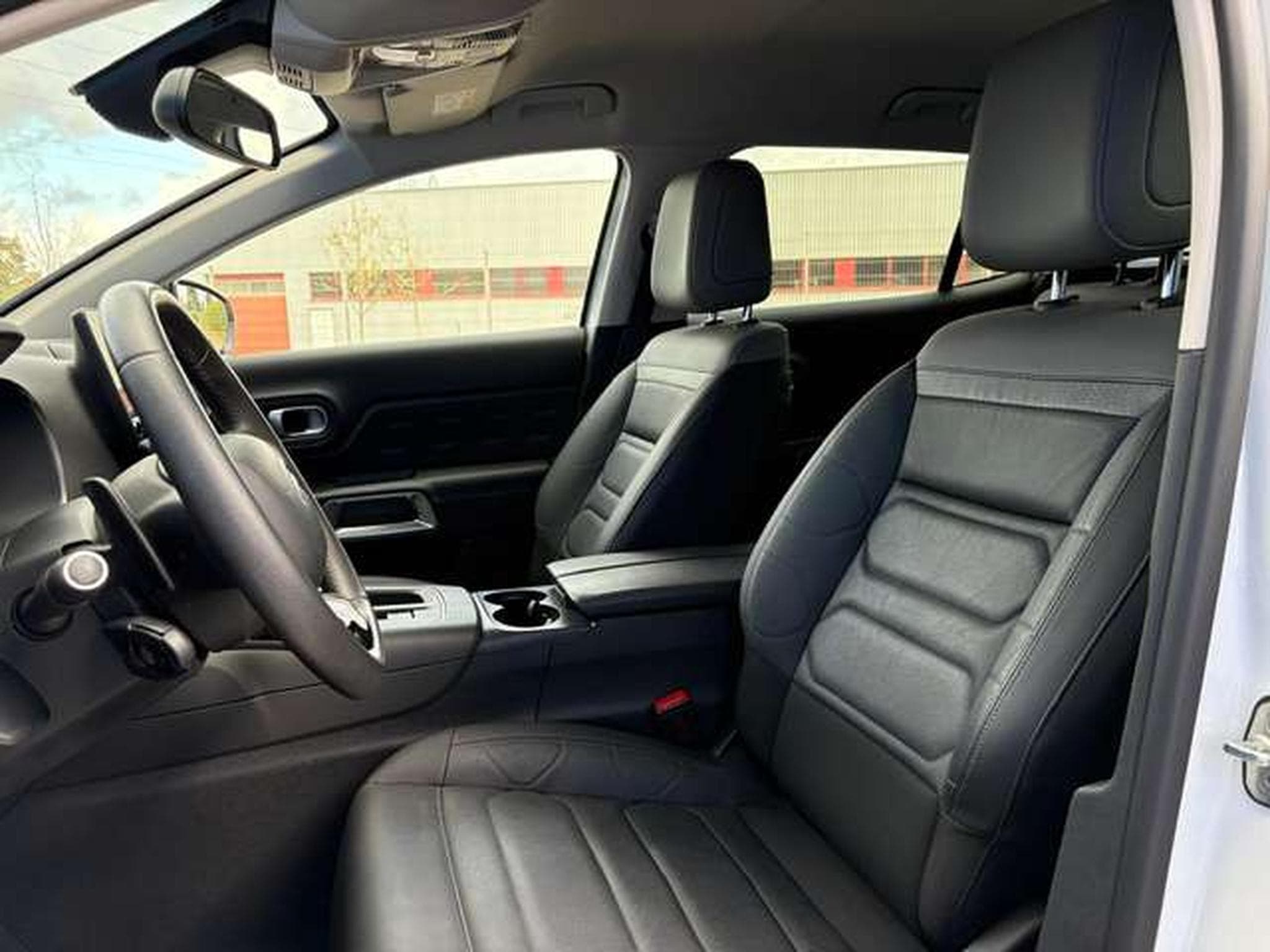 Citroen C5 Aircross C5 Aircross PureTech 130 Shine EAT8 (2023) - Photo 4