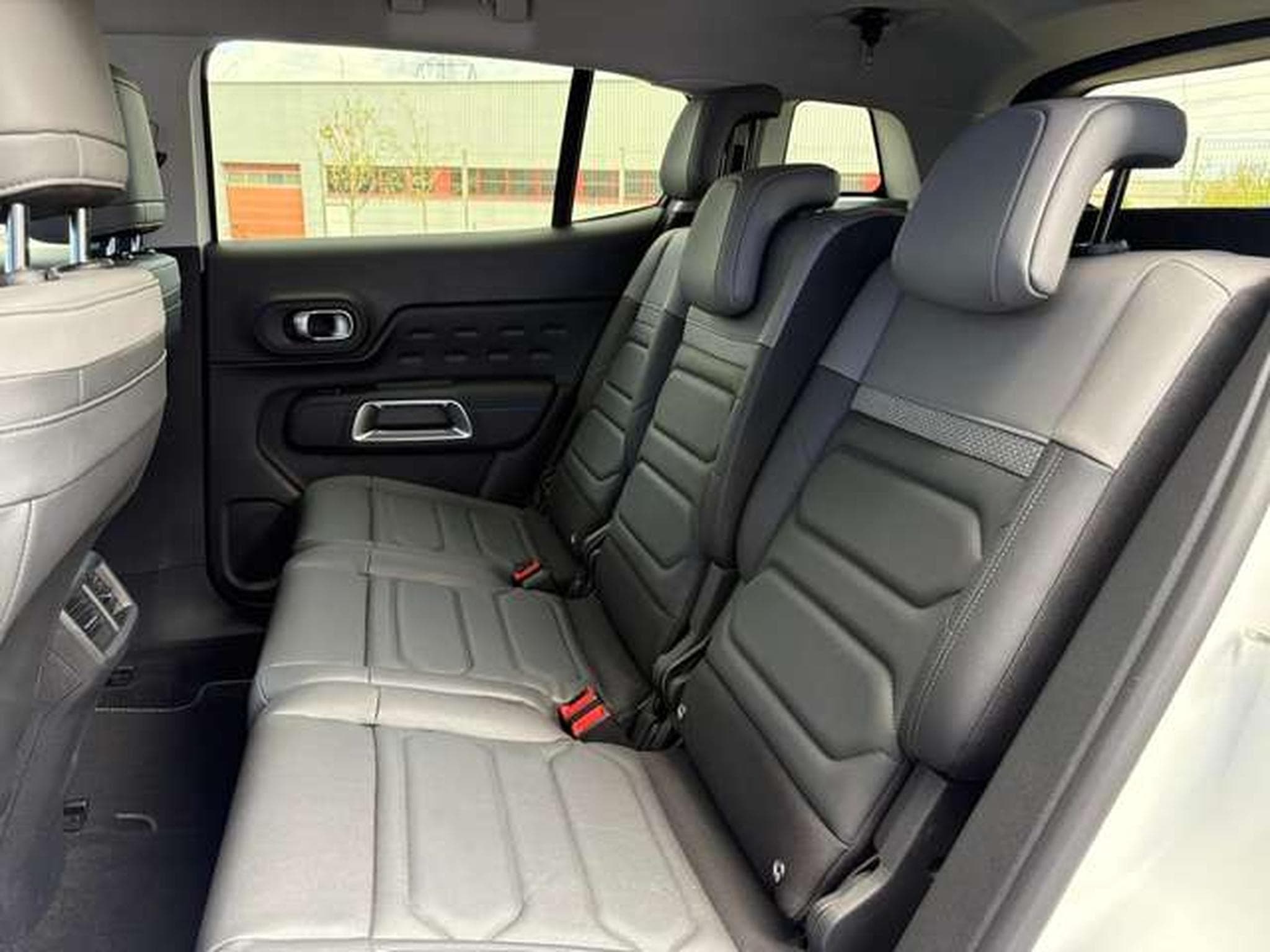 Citroen C5 Aircross C5 Aircross PureTech 130 Shine EAT8 (2023) - Photo 5
