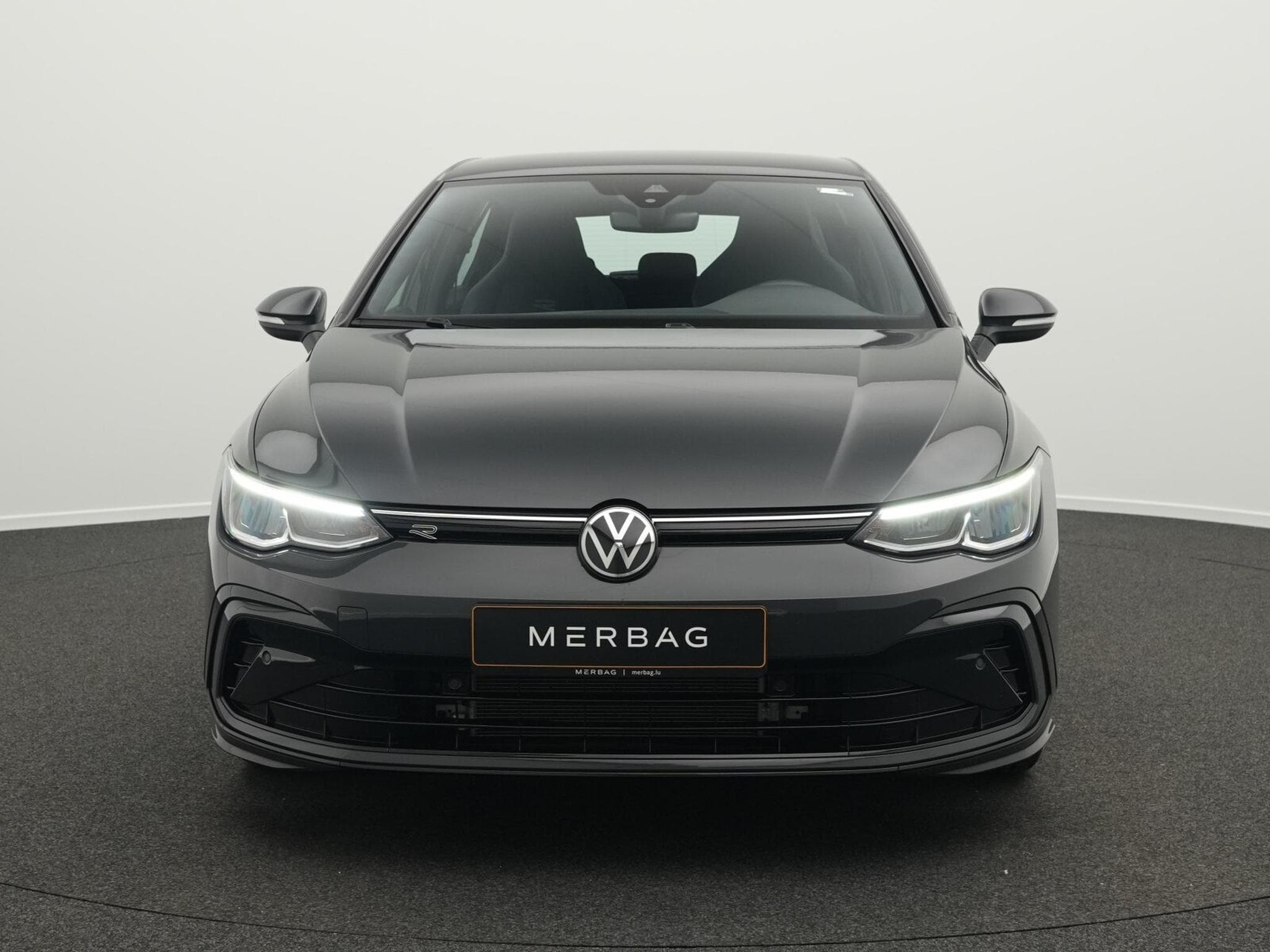 VW Golf VIII 1.5 eTSI R-Line (2024) - Foto 2