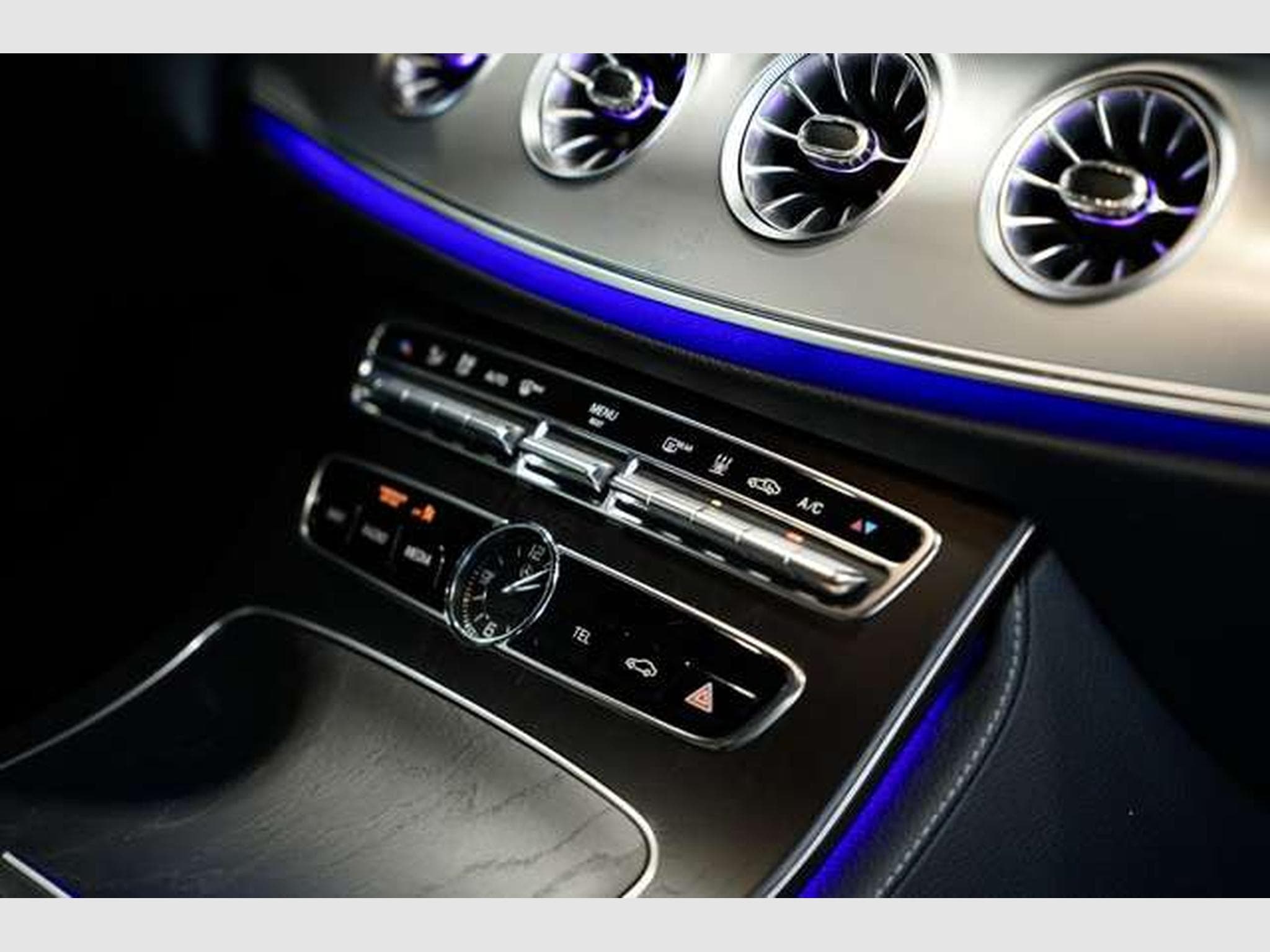 Mercedes E 450 4M Coupe AMG Line *19 *Pano *H-UP *BURM (2018) - Photo 21