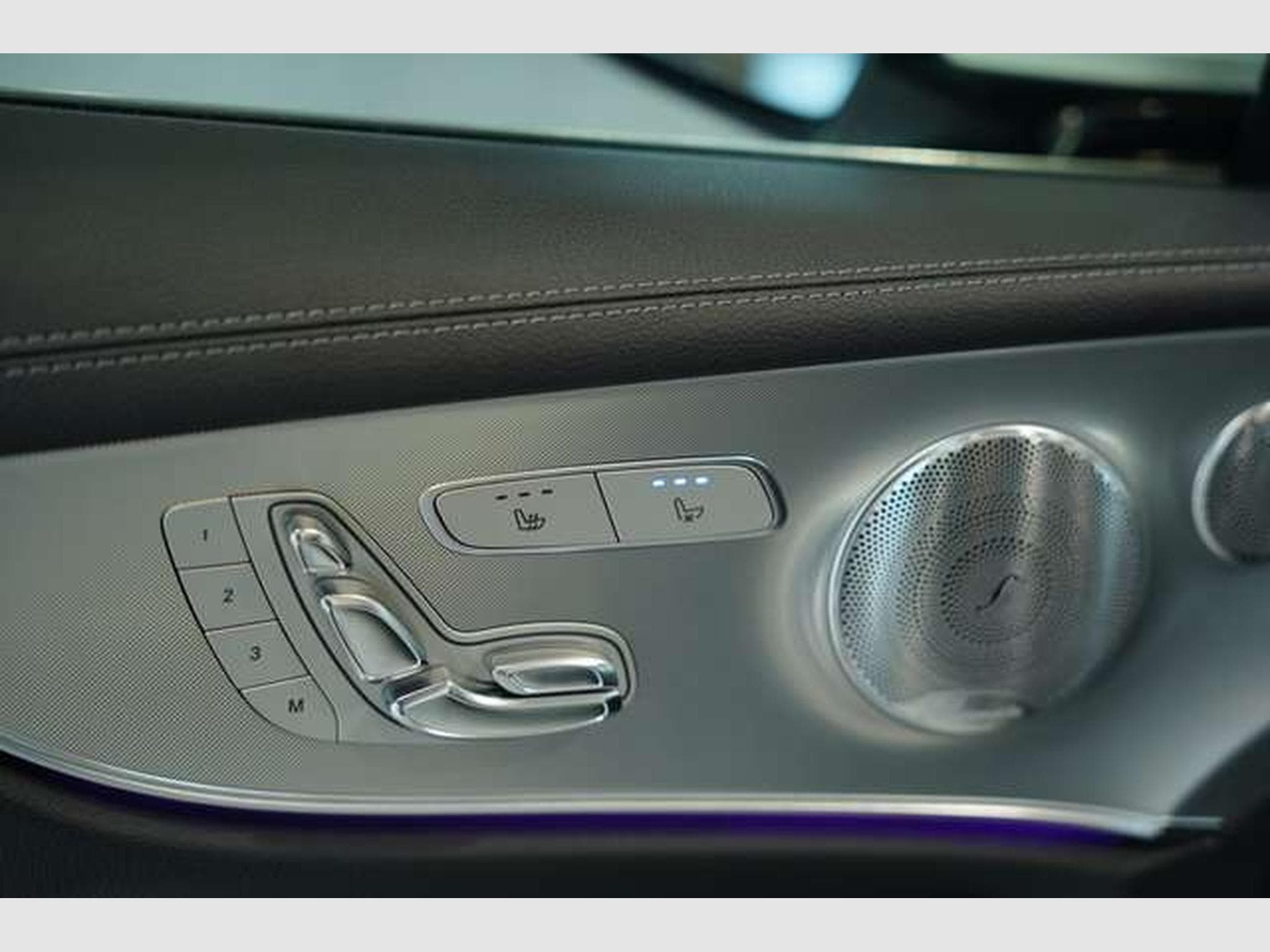 Mercedes E 450 4M Coupe AMG Line *19 *Pano *H-UP *BURM (2018) - Photo 28