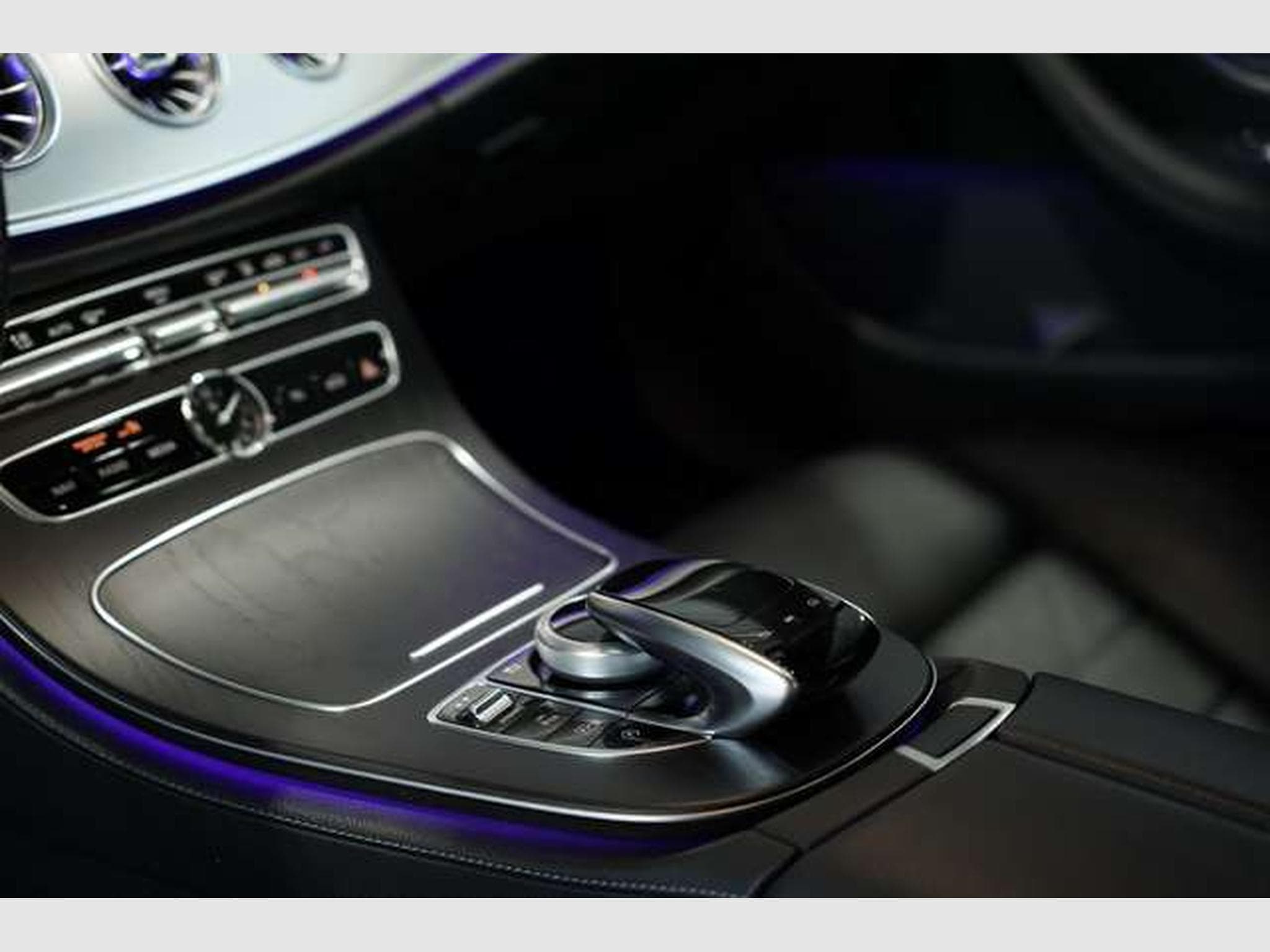 Mercedes E 450 4M Coupe AMG Line *19 *Pano *H-UP *BURM (2018) - Photo 31