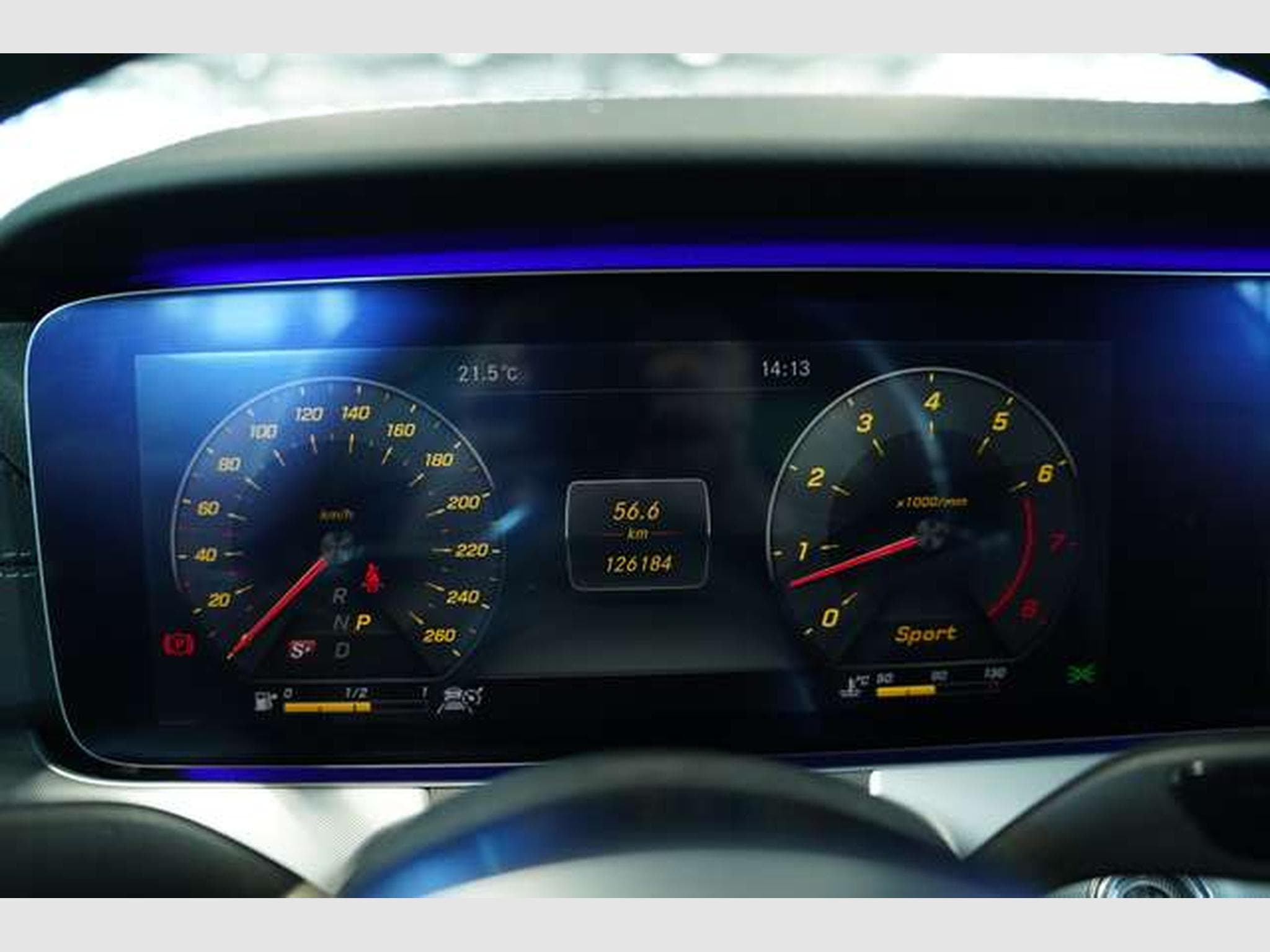 Mercedes E 450 4M Coupe AMG Line *19 *Pano *H-UP *BURM (2018) - Photo 37