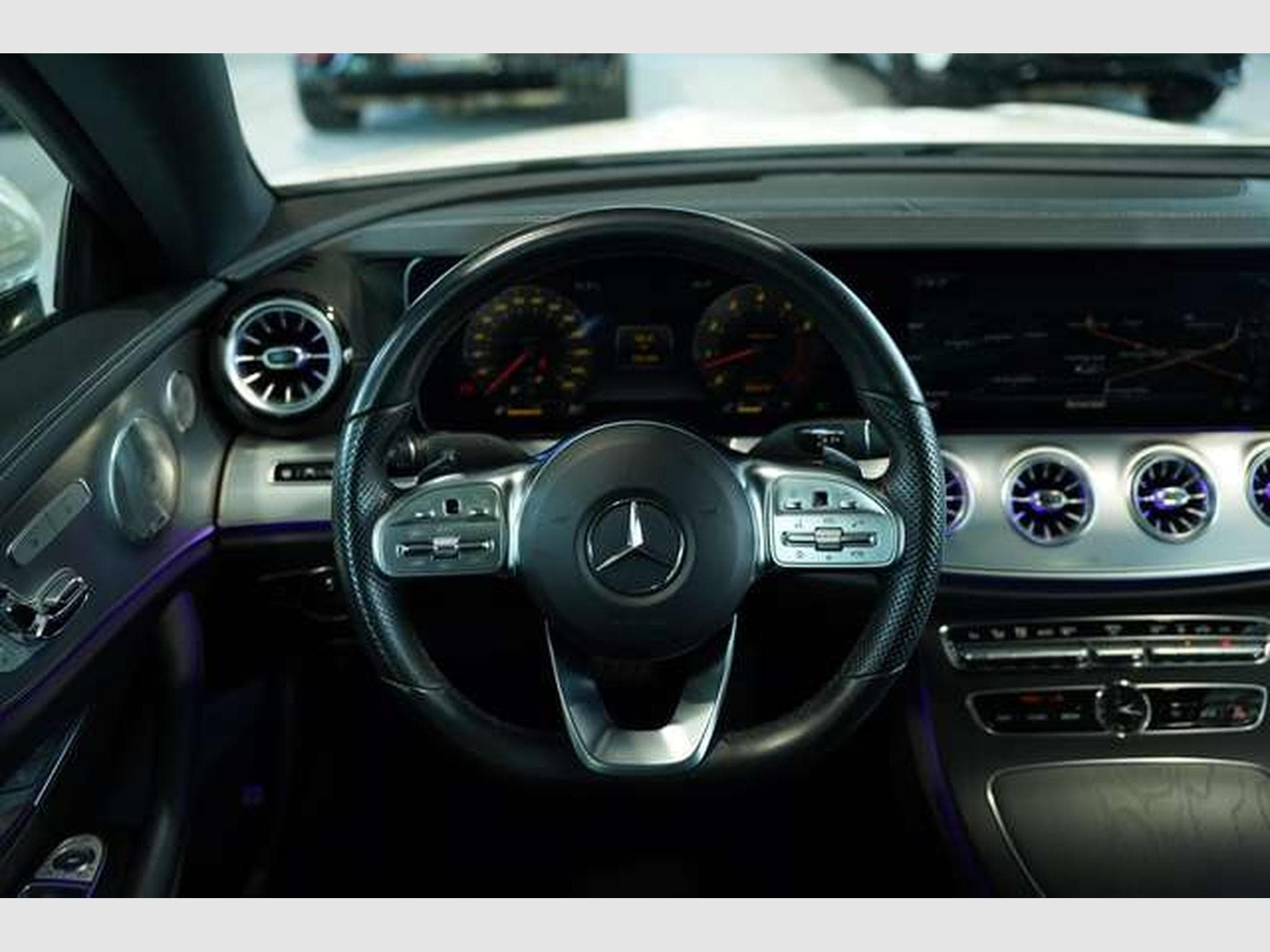Mercedes E 450 4M Coupe AMG Line *19 *Pano *H-UP *BURM (2018) - Photo 41