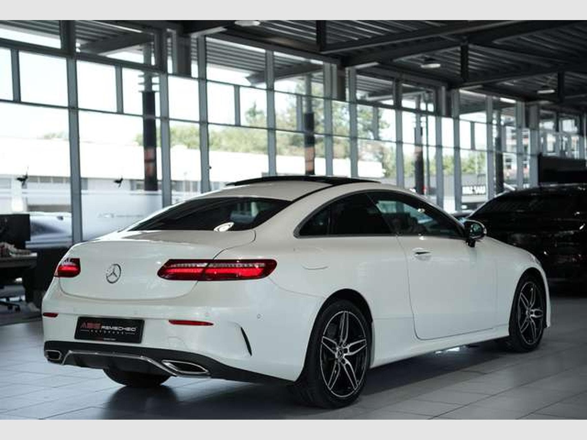 Mercedes E 450 4M Coupe AMG Line *19 *Pano *H-UP *BURM (2018) - Photo 7