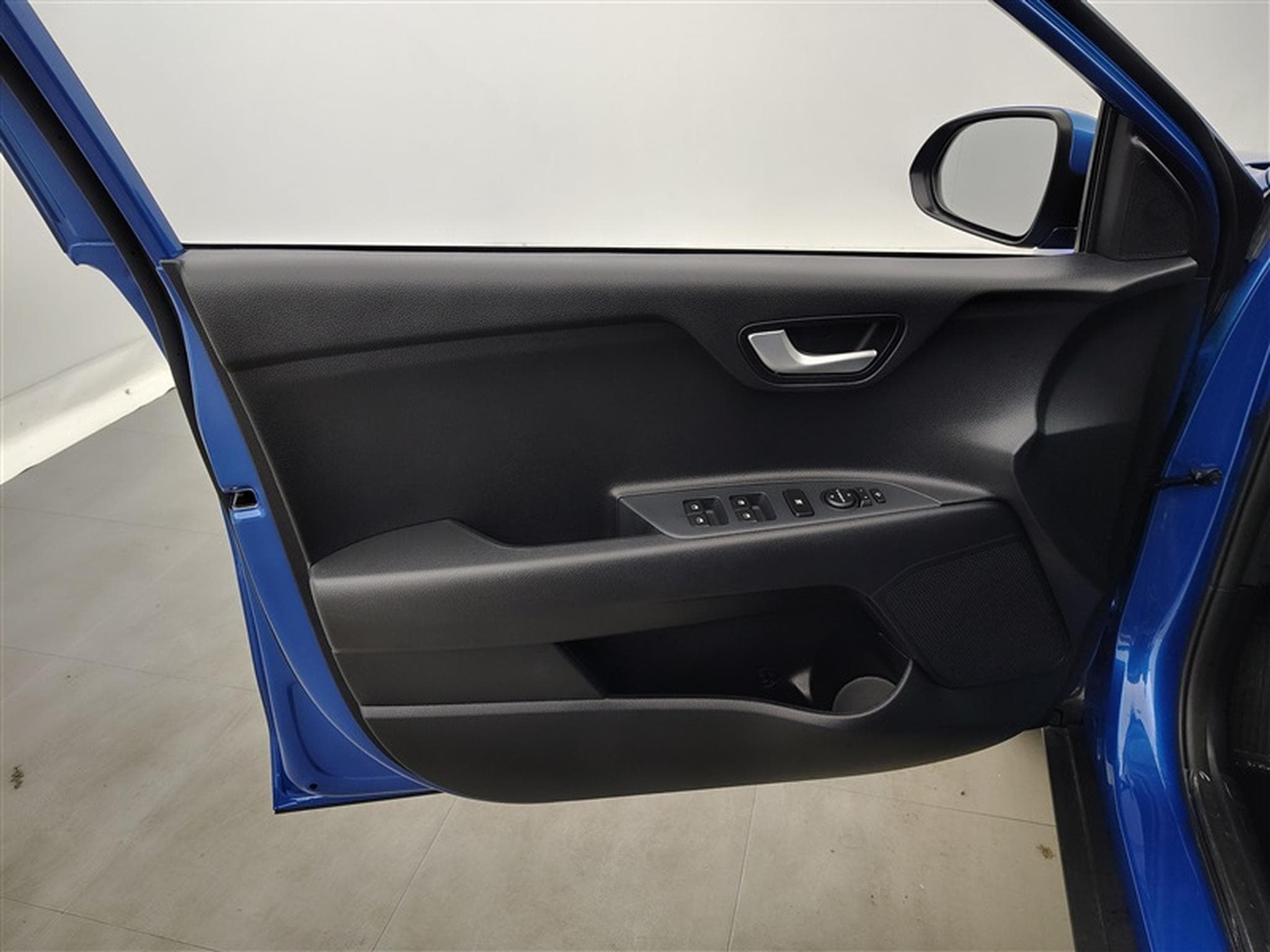 Kia Stonic 1.0 T Style Edition ISG DCT NAVI / CLIM (2025) - Photo 15
