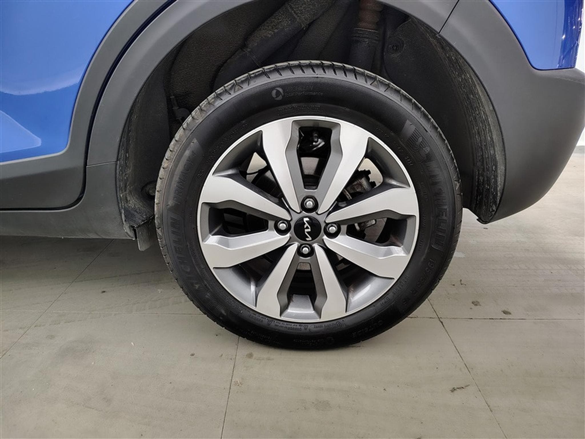 Kia Stonic 1.0 T Style Edition ISG DCT NAVI / CLIM (2025) - Photo 6